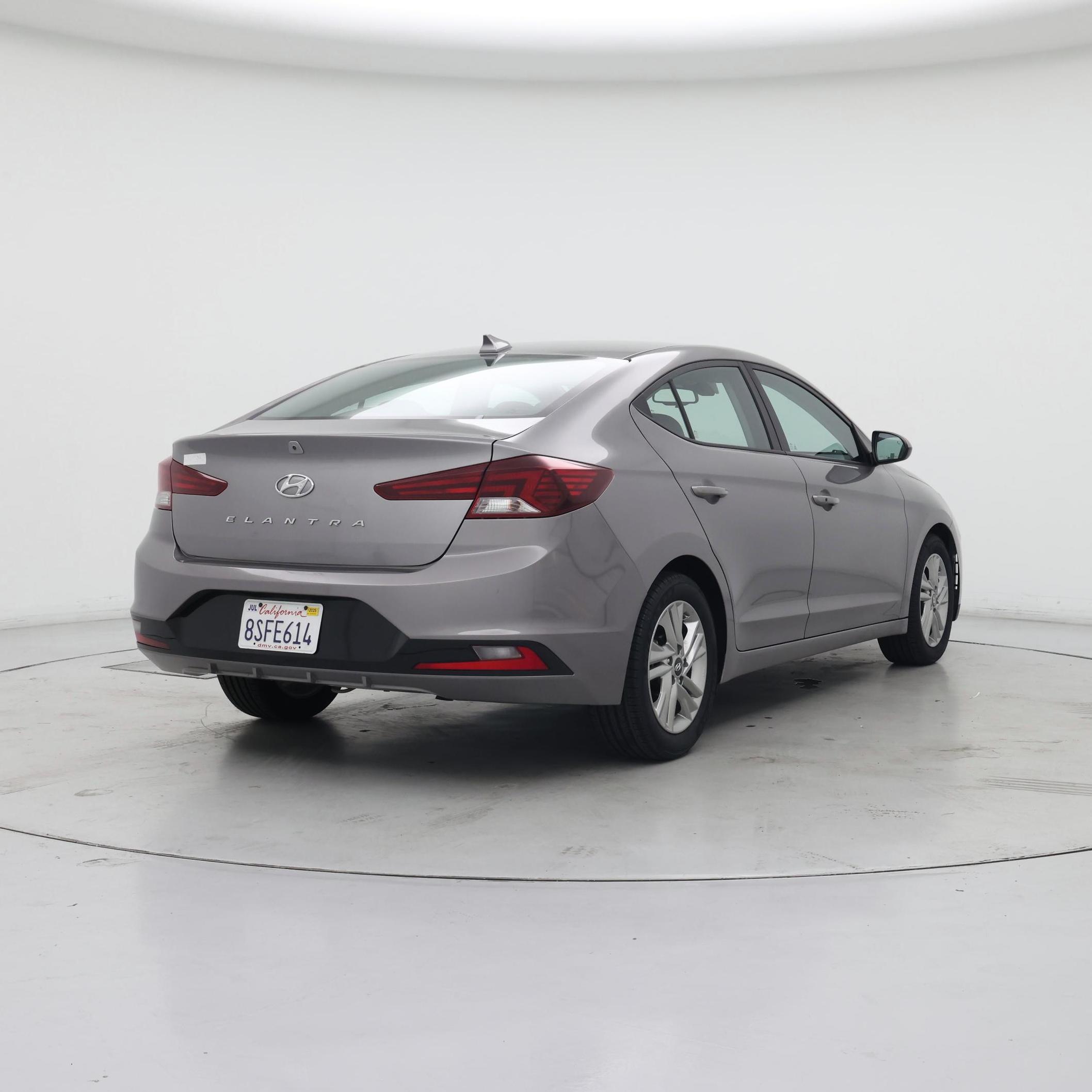 Thumbnail: 2020 Hyundai Elantra - 8