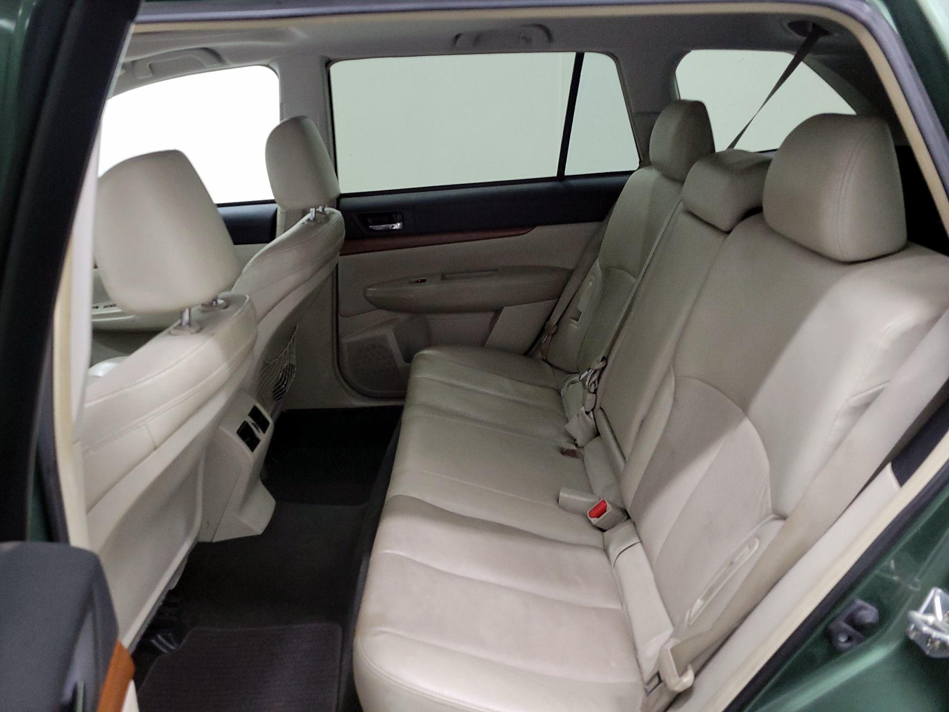 Thumbnail: 2013 Subaru Outback - 19
