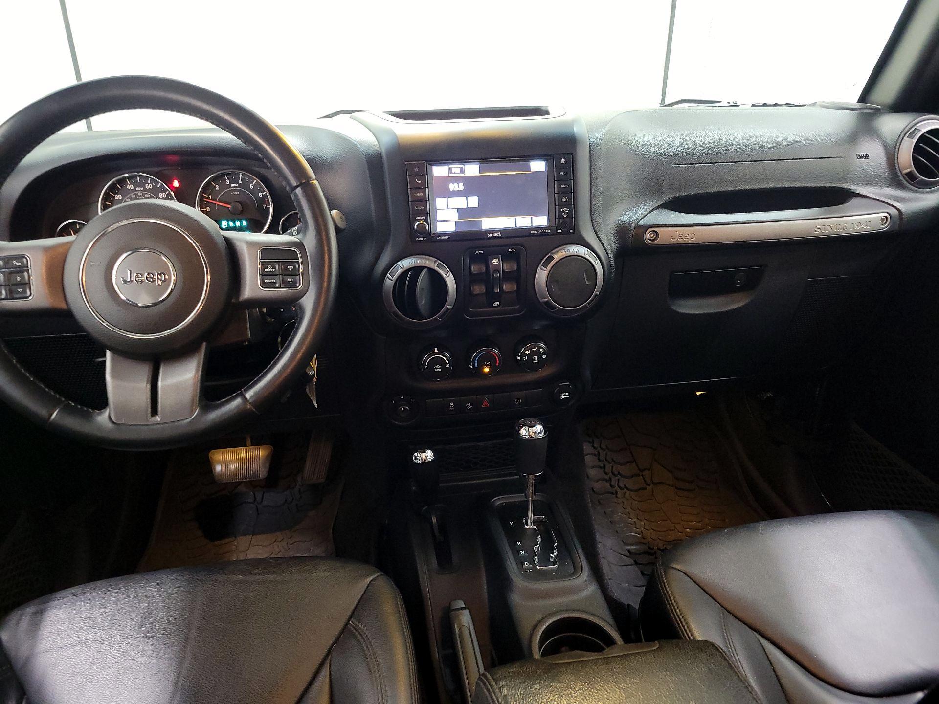 Thumbnail: 2017 Jeep Wrangler - 9