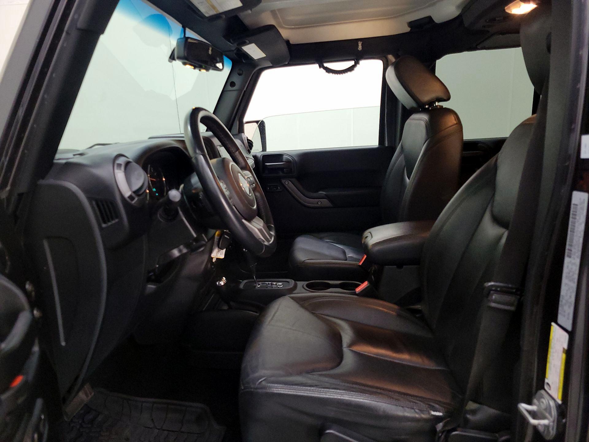 Thumbnail: 2017 Jeep Wrangler - 11