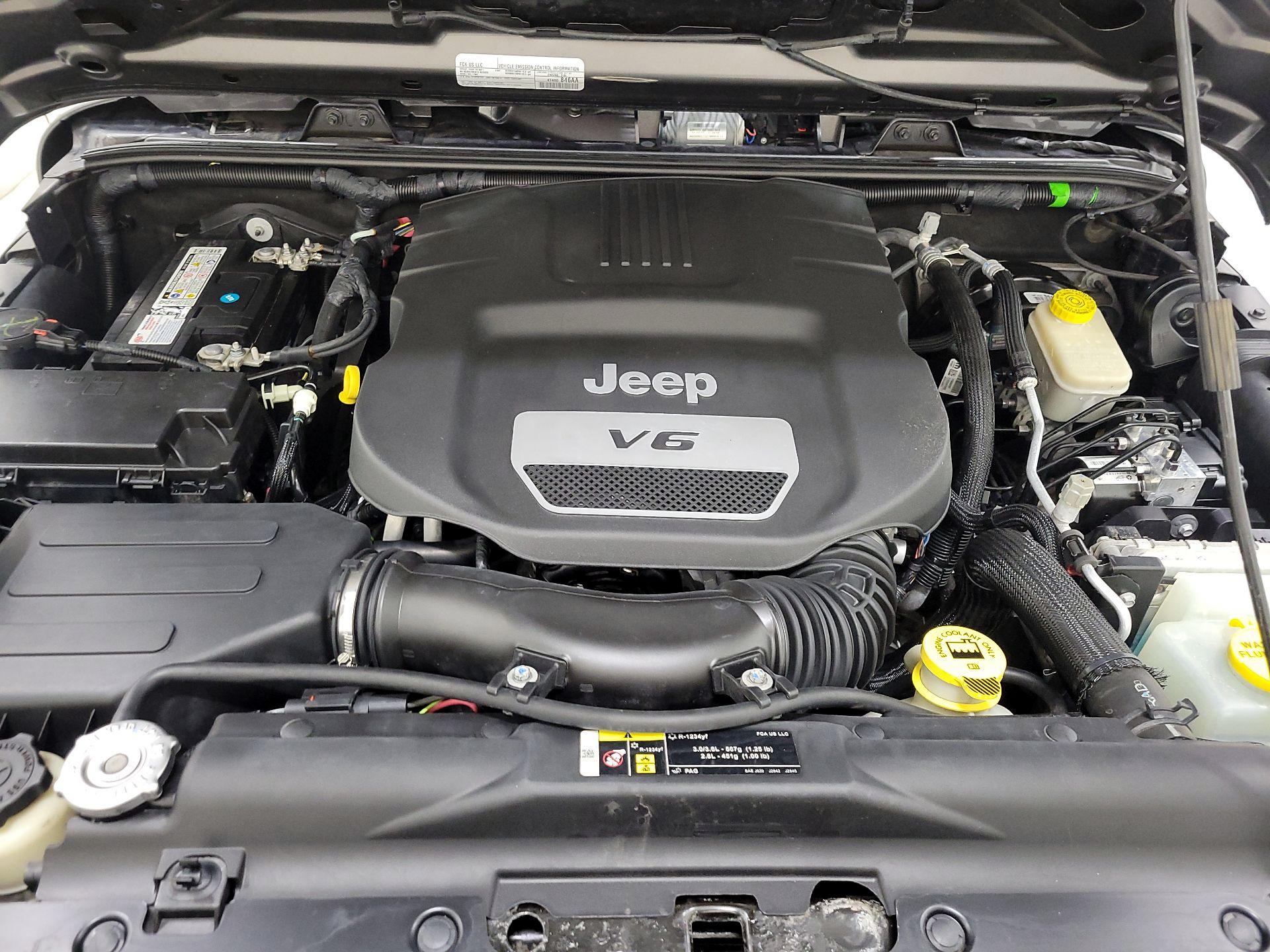 Thumbnail: 2017 Jeep Wrangler - 18