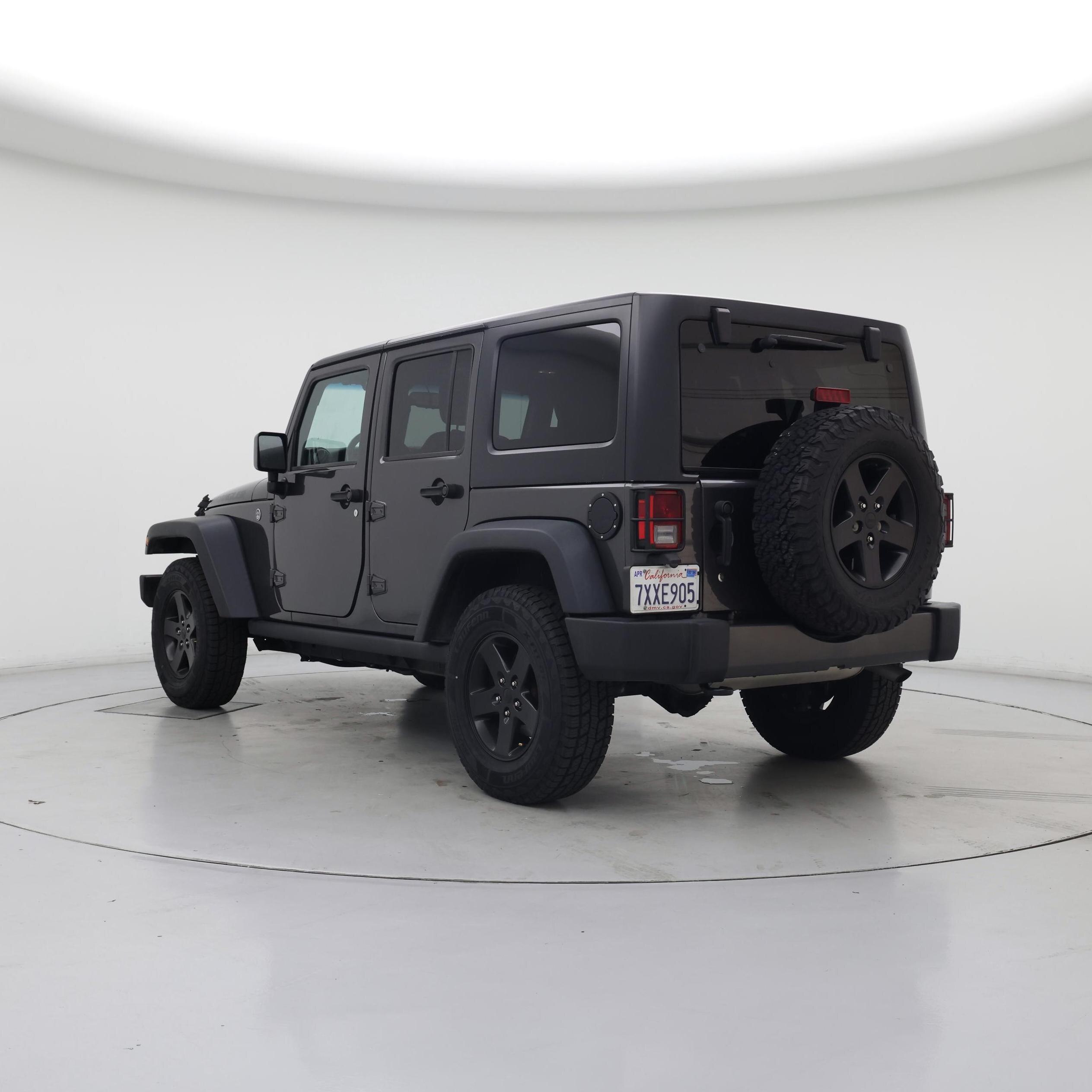 Thumbnail: 2017 Jeep Wrangler - 2