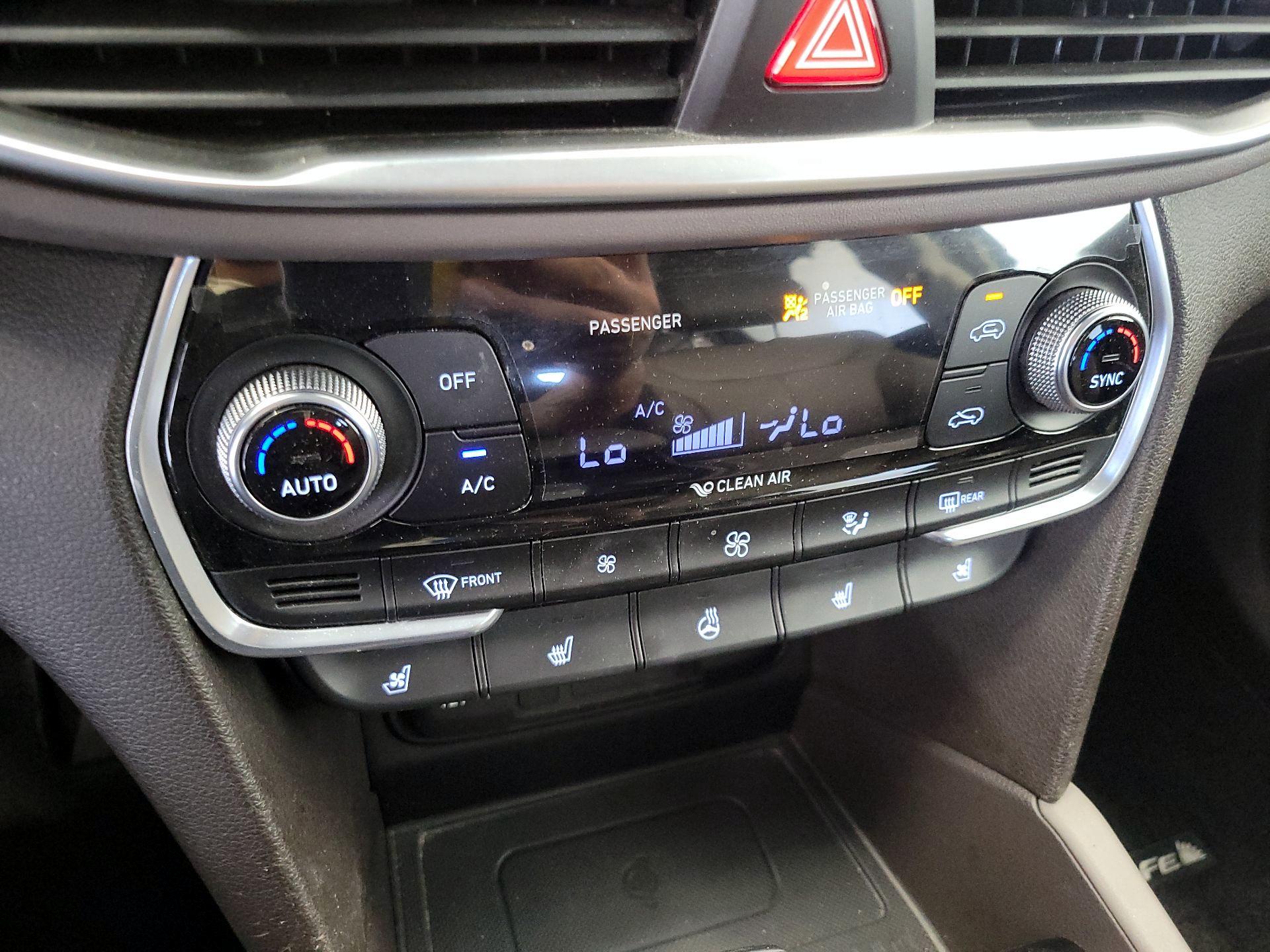 Thumbnail: 2019 Hyundai Santa Fe - 17