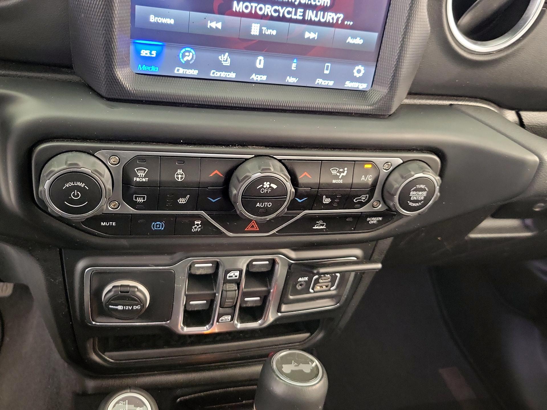 Thumbnail: 2021 Jeep Wrangler - 17