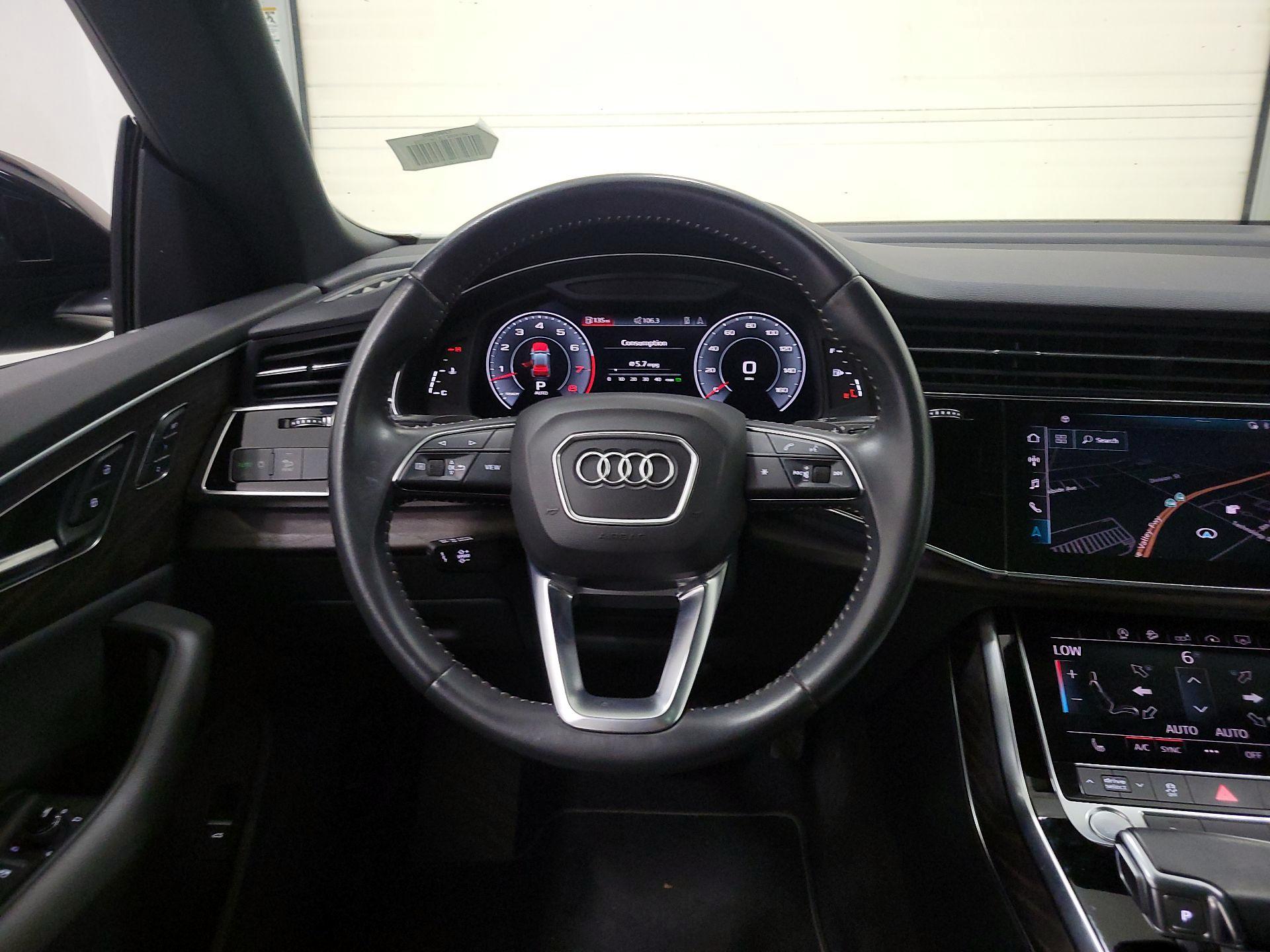 Thumbnail: 2020 Audi Q8 - 10