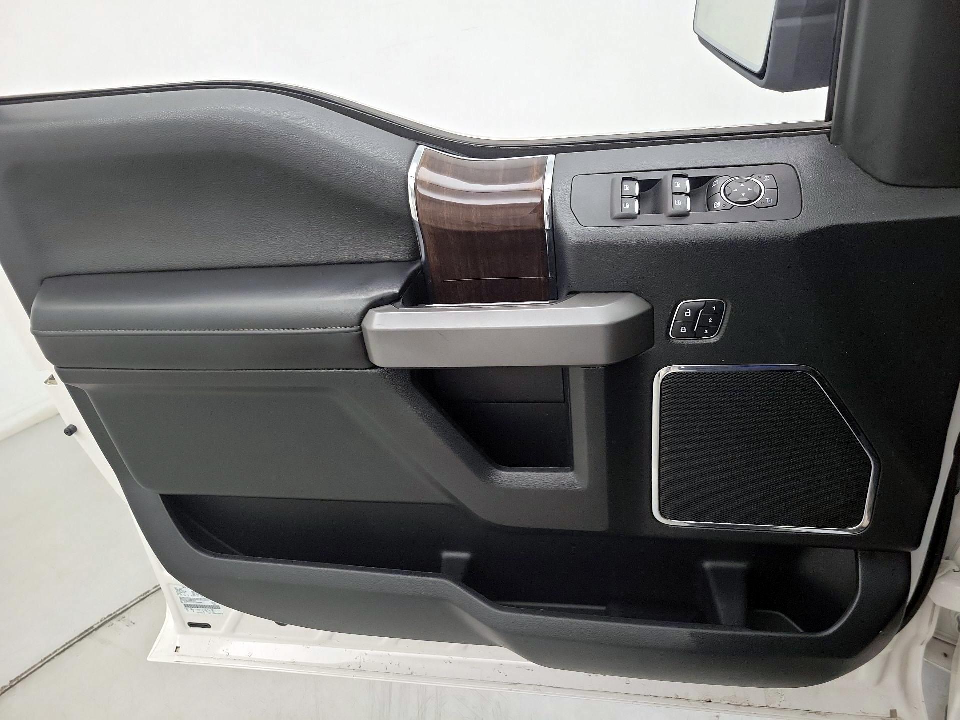 Thumbnail: 2015 Ford F-150 - 12