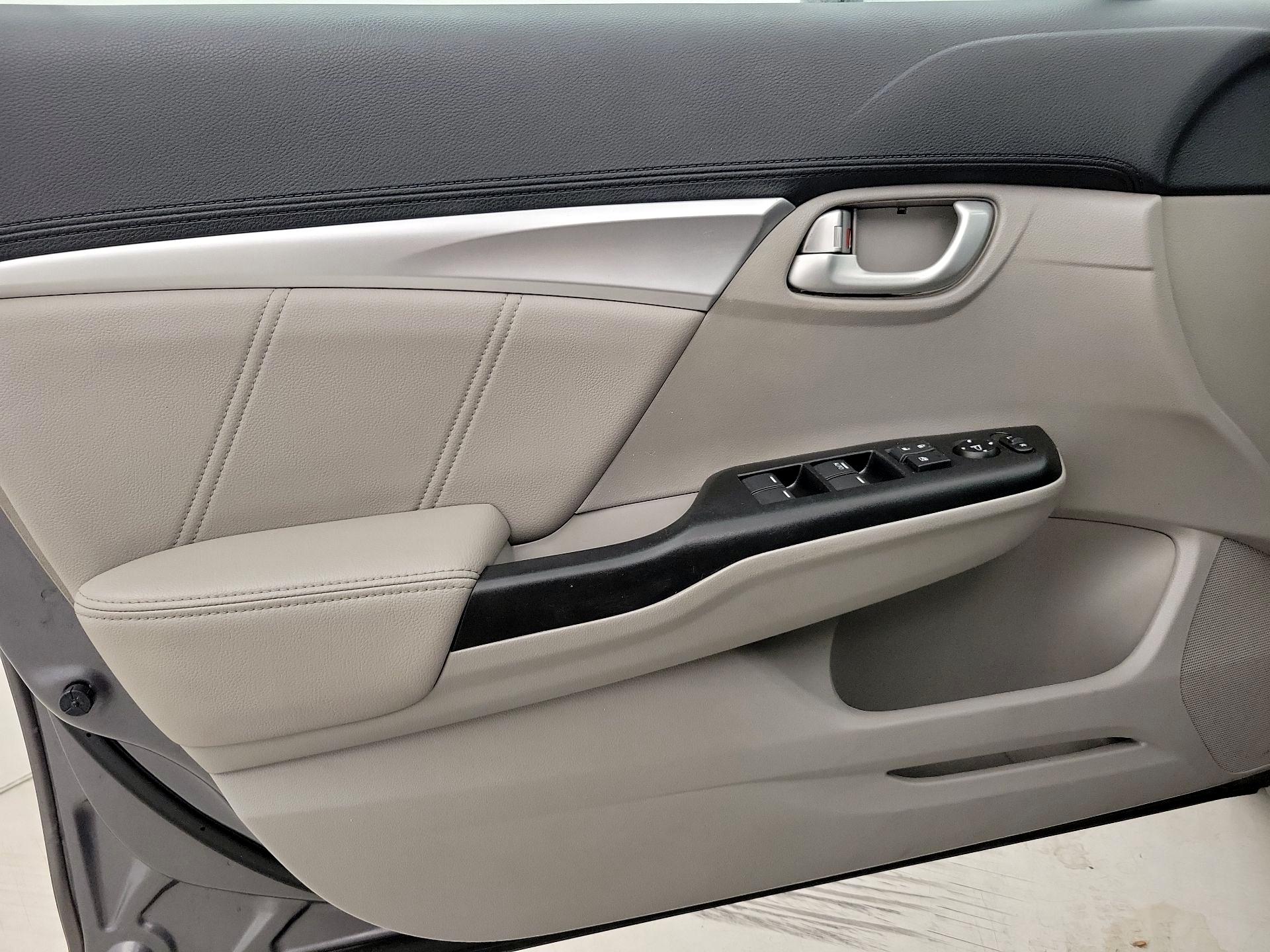 Thumbnail: 2015 Honda Civic - 12