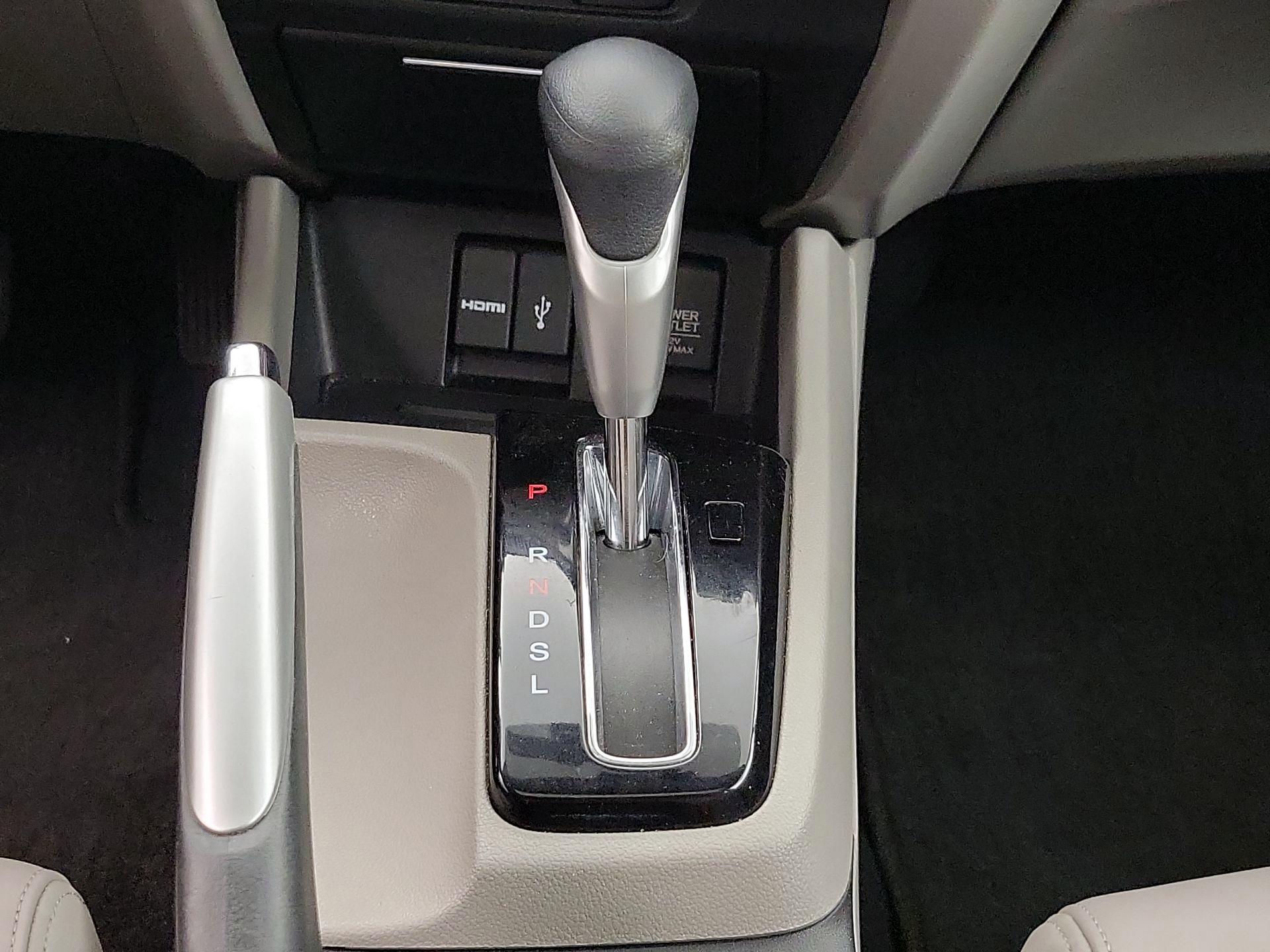 Thumbnail: 2015 Honda Civic - 17