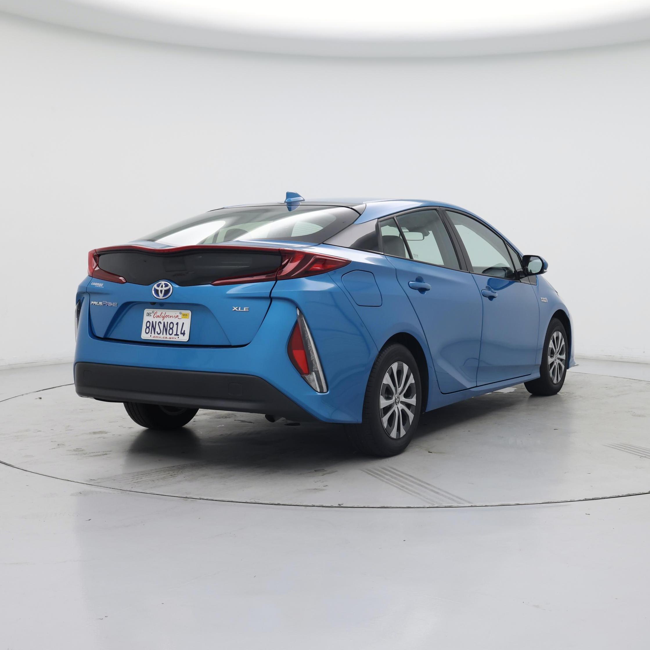 Thumbnail: 2020 Toyota Prius Prime - 8