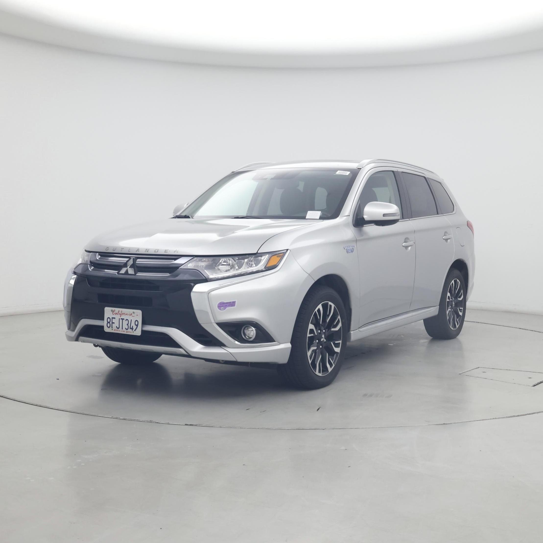 Thumbnail: 2018 Mitsubishi Outlander - 4