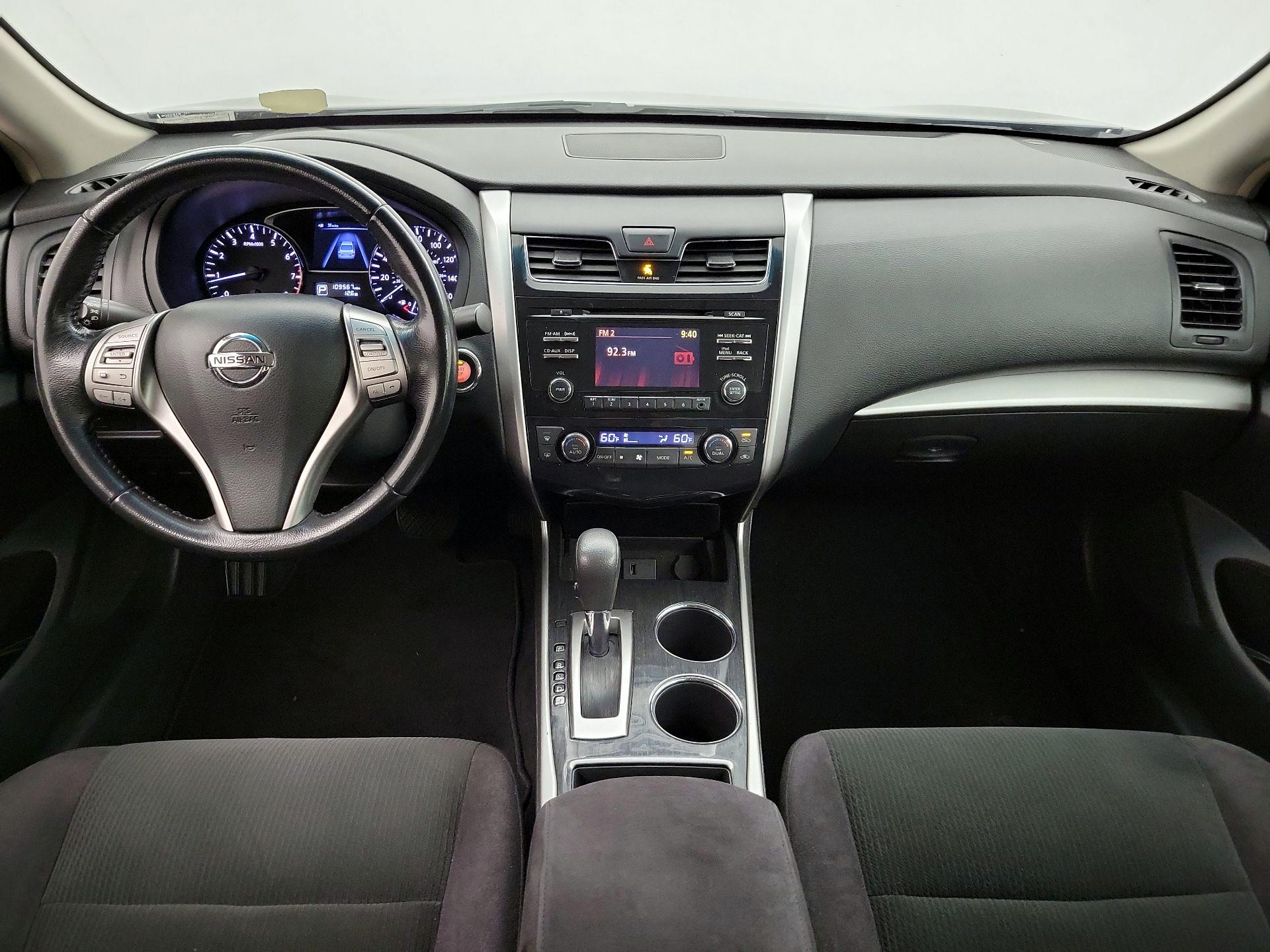 Thumbnail: 2013 Nissan Altima - 9