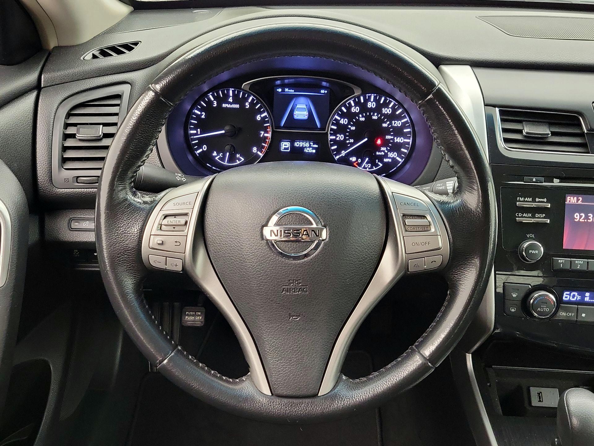 Thumbnail: 2013 Nissan Altima - 10