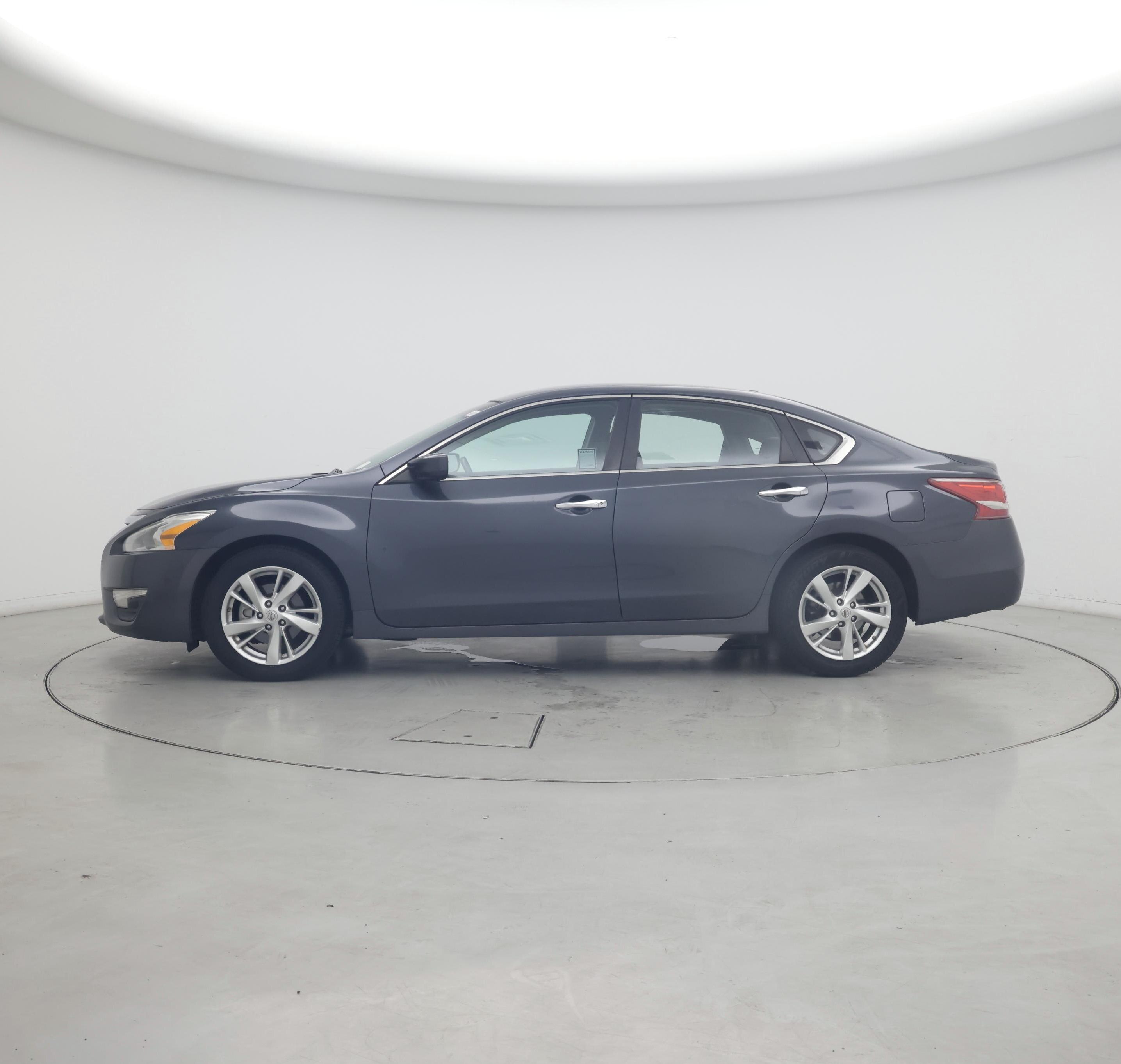 Thumbnail: 2013 Nissan Altima - 3