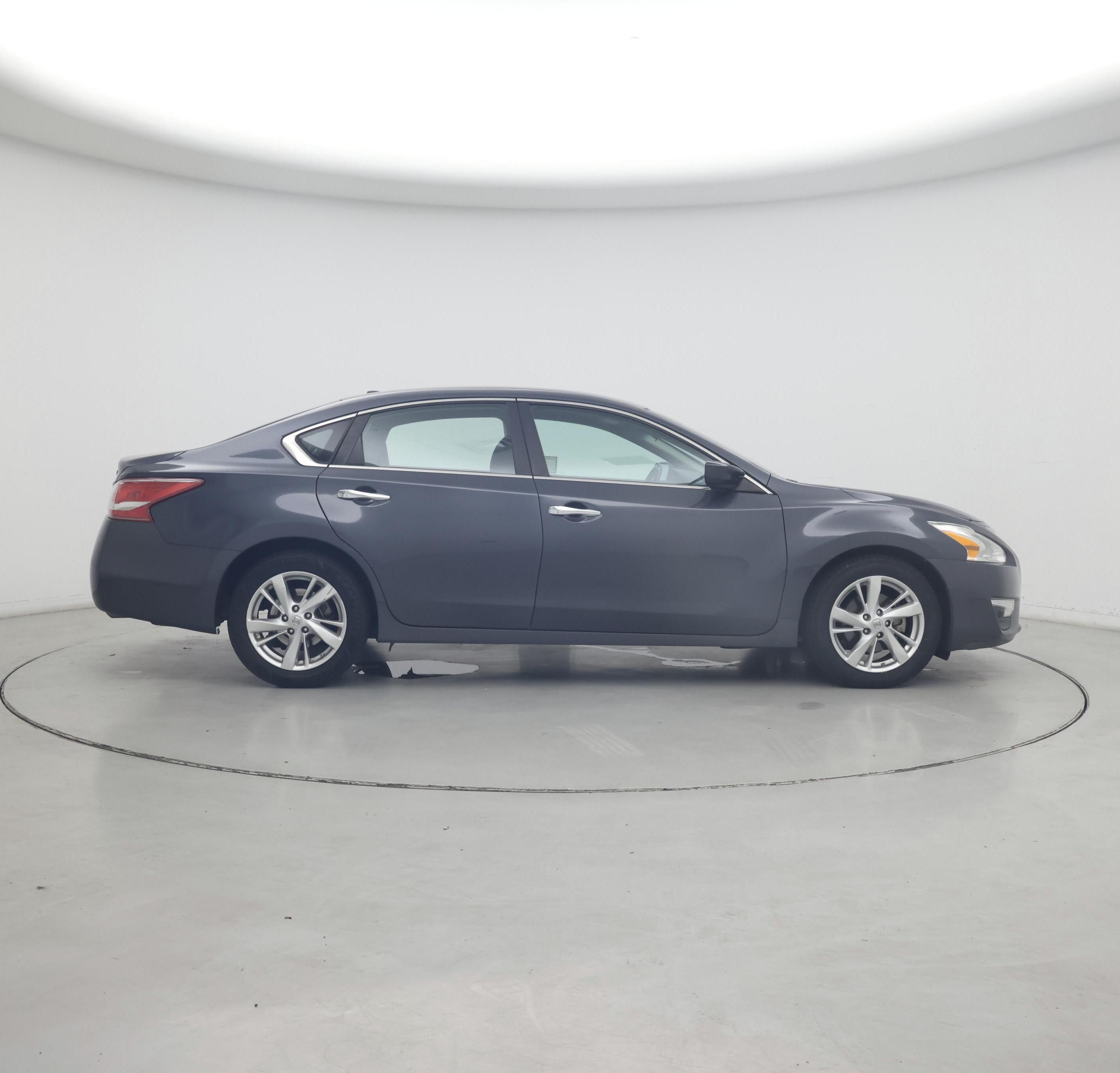 Thumbnail: 2013 Nissan Altima - 7