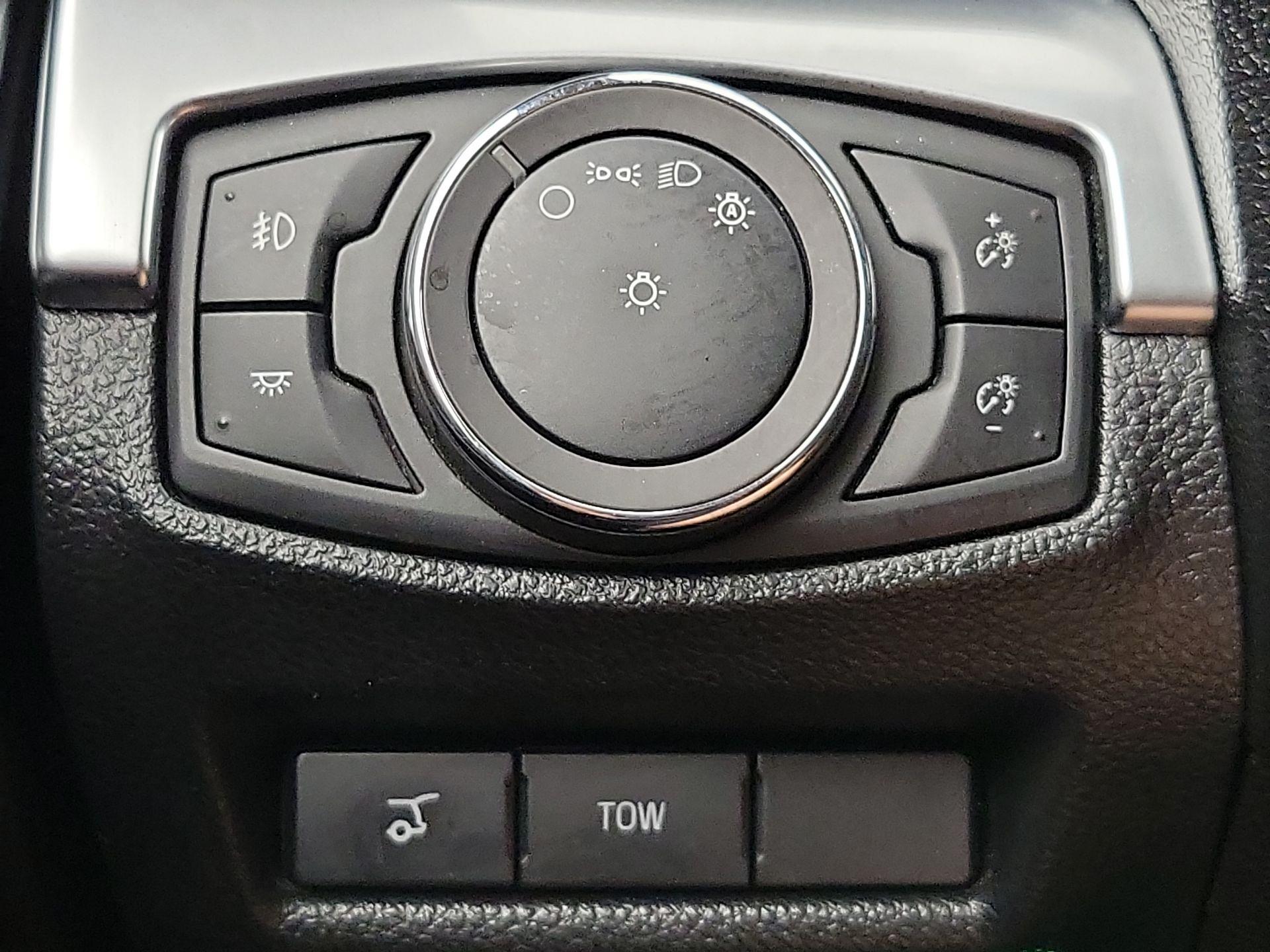 Thumbnail: 2018 Ford Explorer - 13
