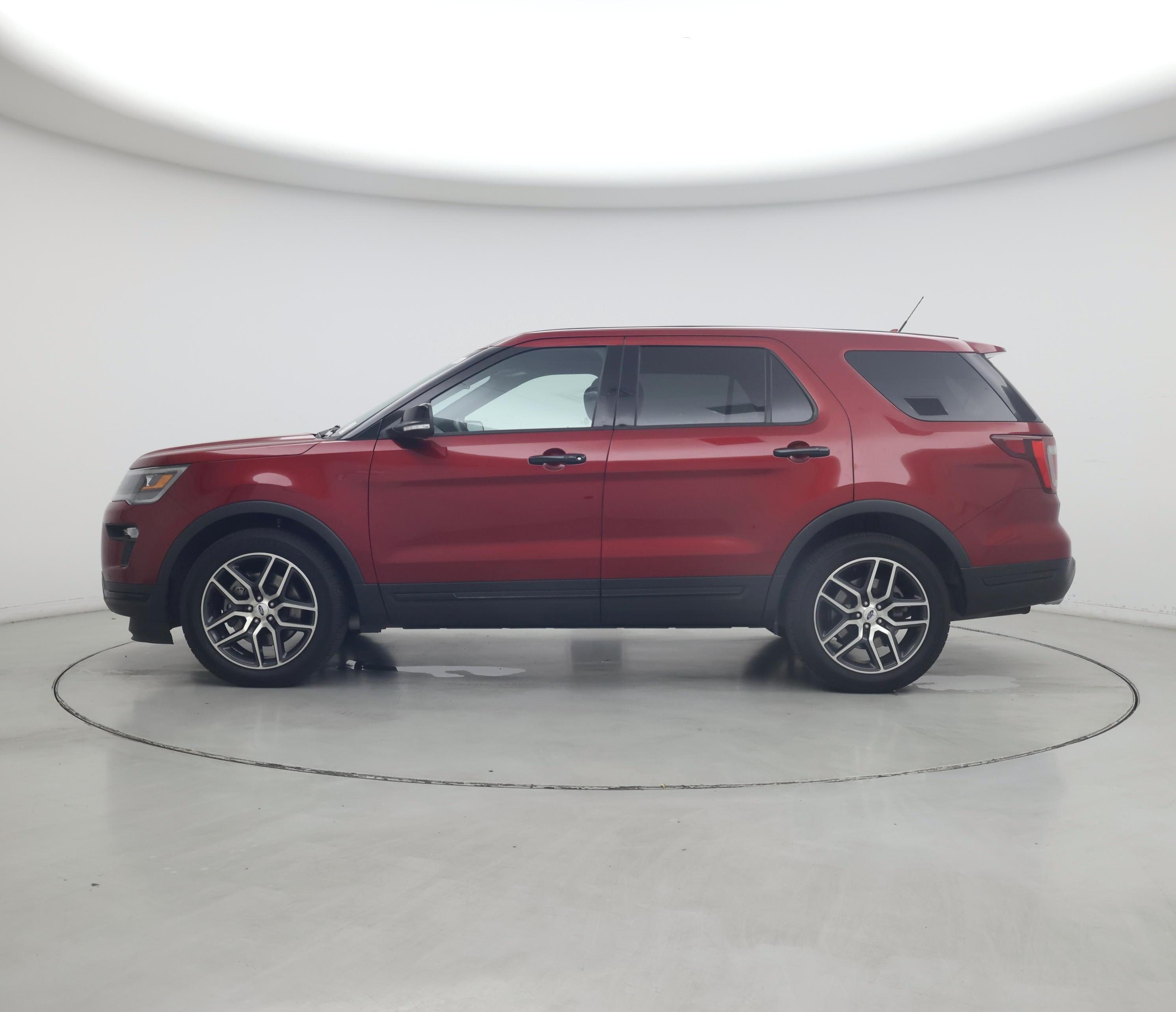 Thumbnail: 2018 Ford Explorer - 3