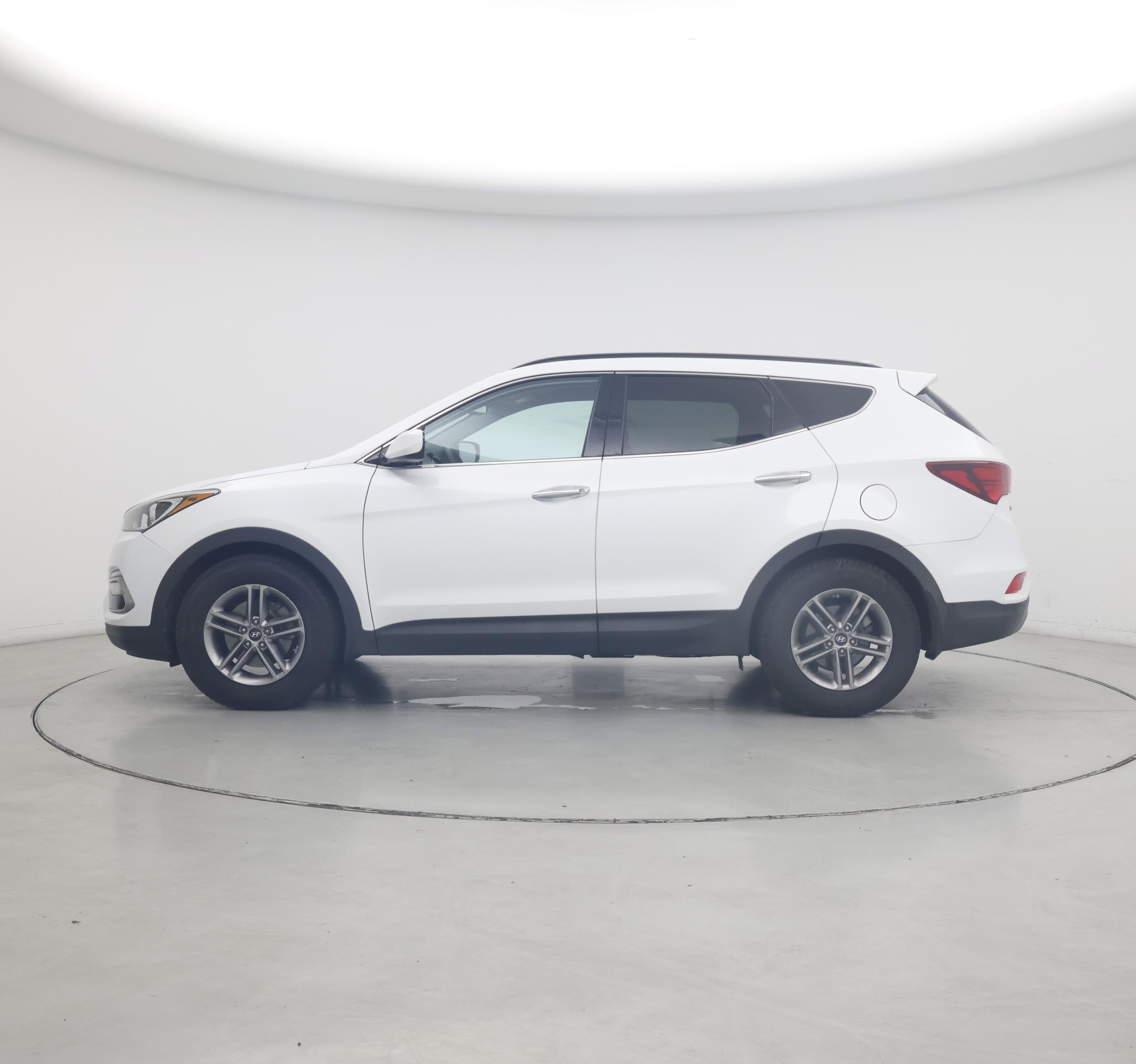 Thumbnail: 2017 Hyundai Santa Fe - 3