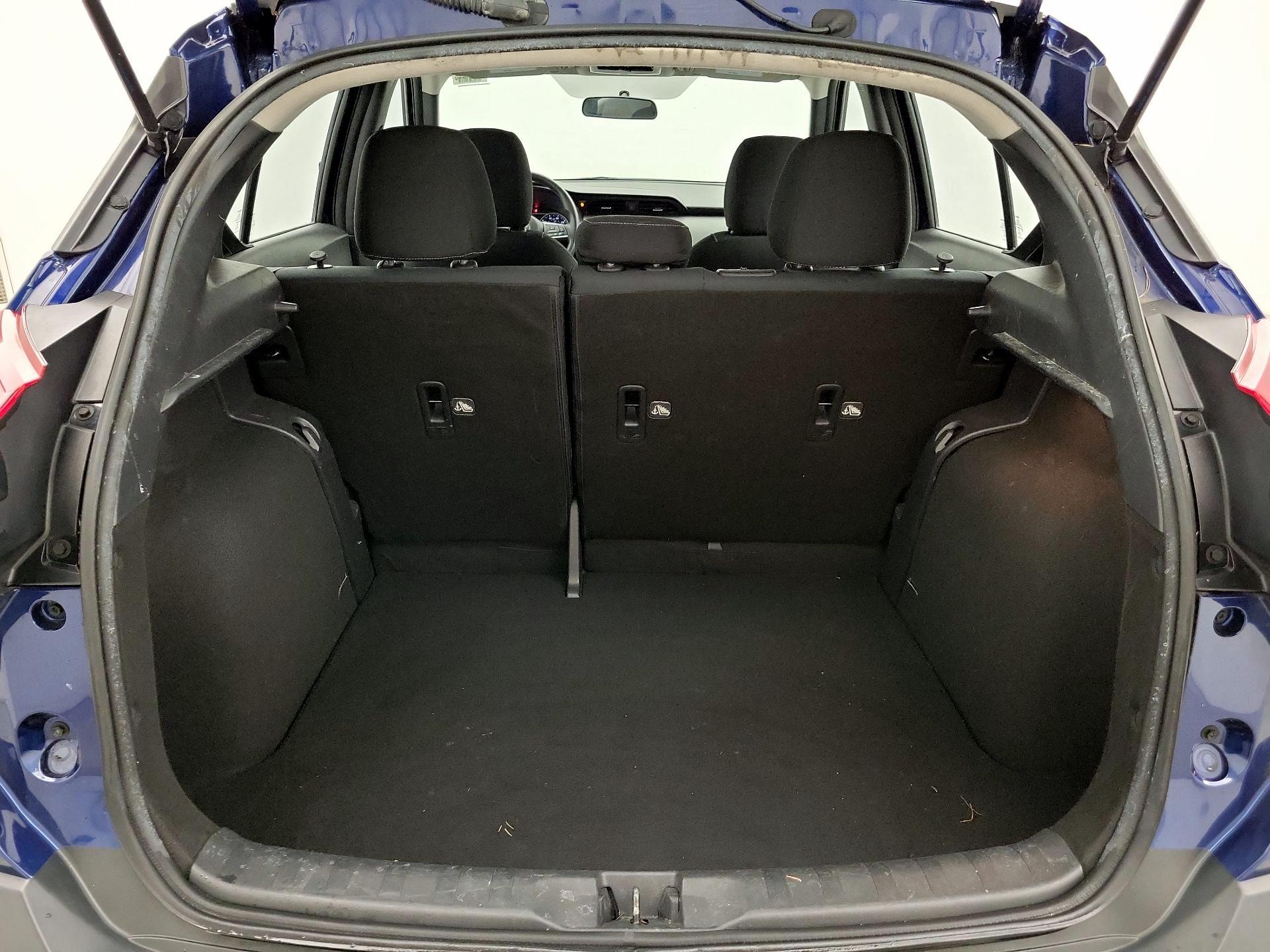 Thumbnail: 2019 Nissan Kicks - 20