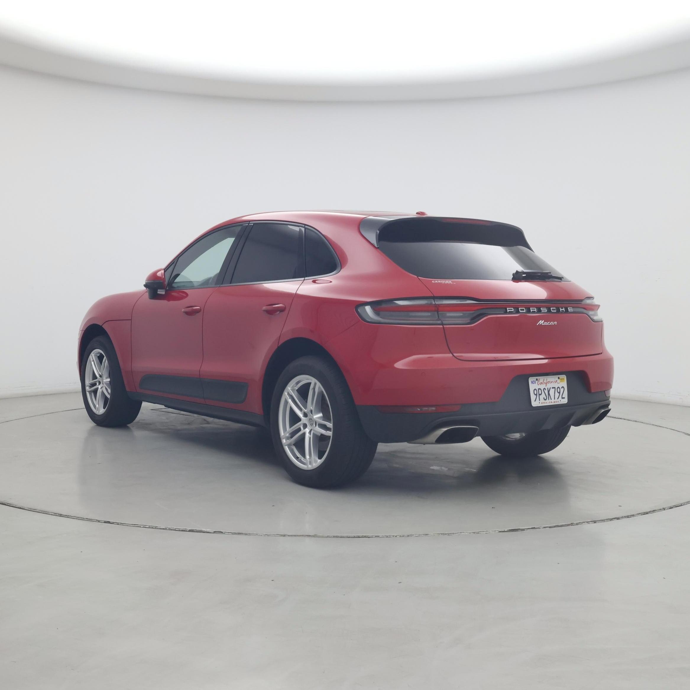 Thumbnail: 2021 Porsche Macan - 2