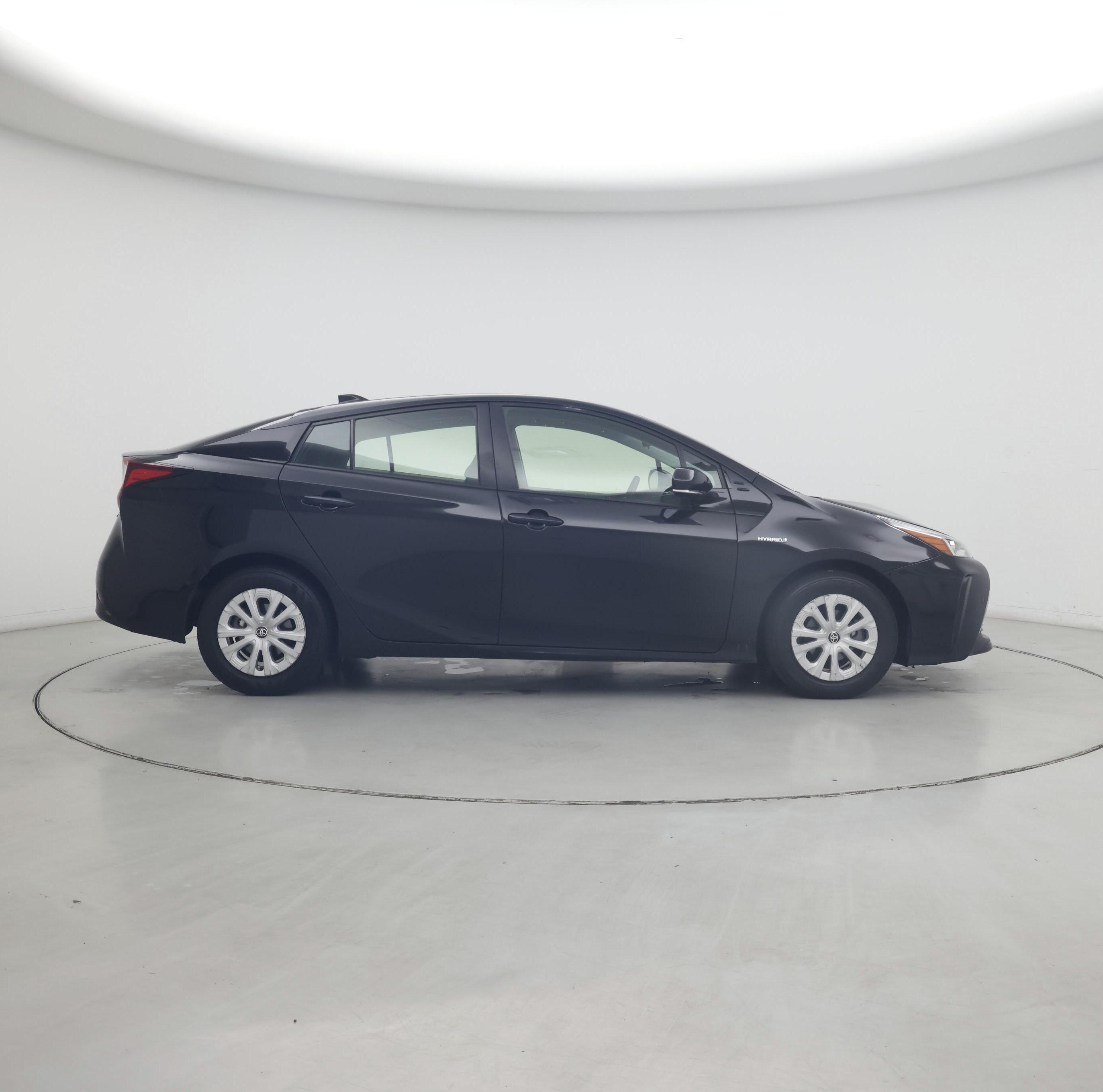 Thumbnail: 2020 Toyota Prius - 7
