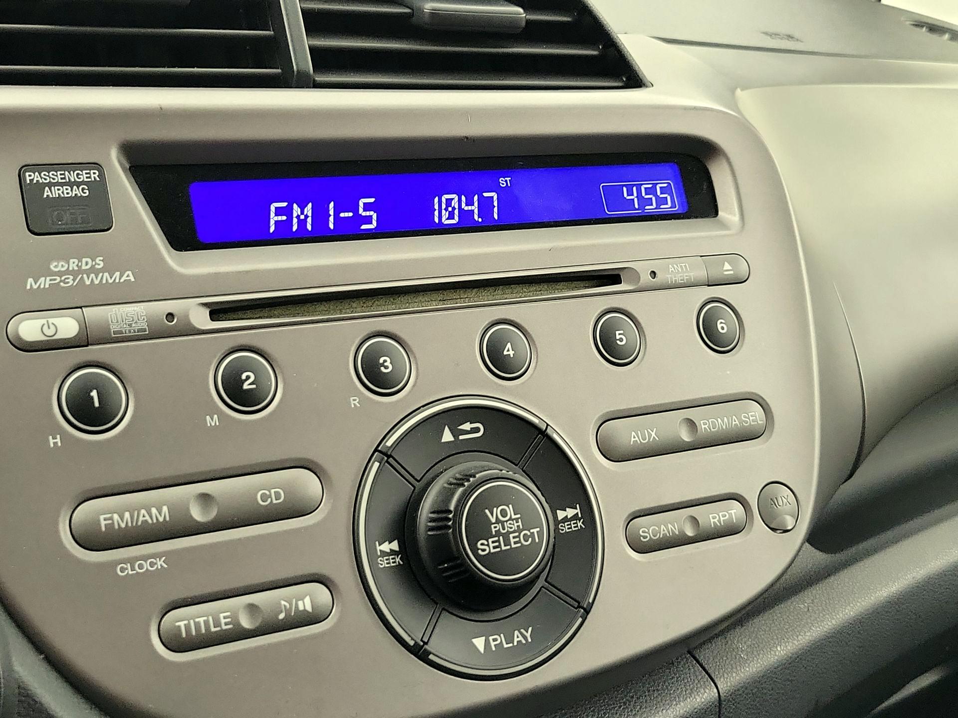Thumbnail: 2013 Honda Fit - 14