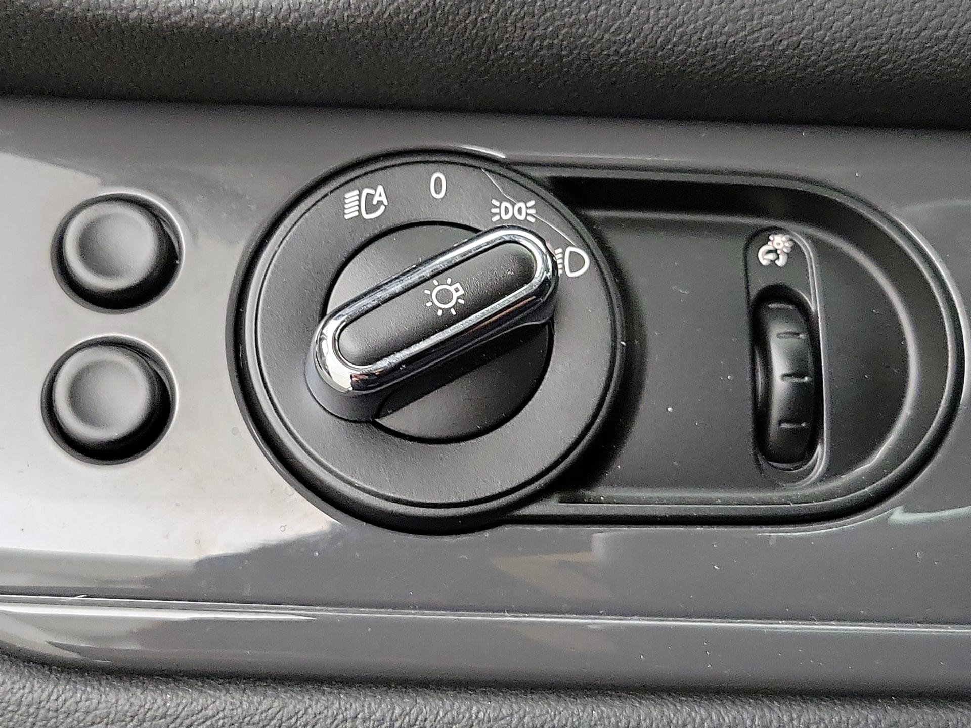 Thumbnail: 2018 MINI Cooper Countryman - 13