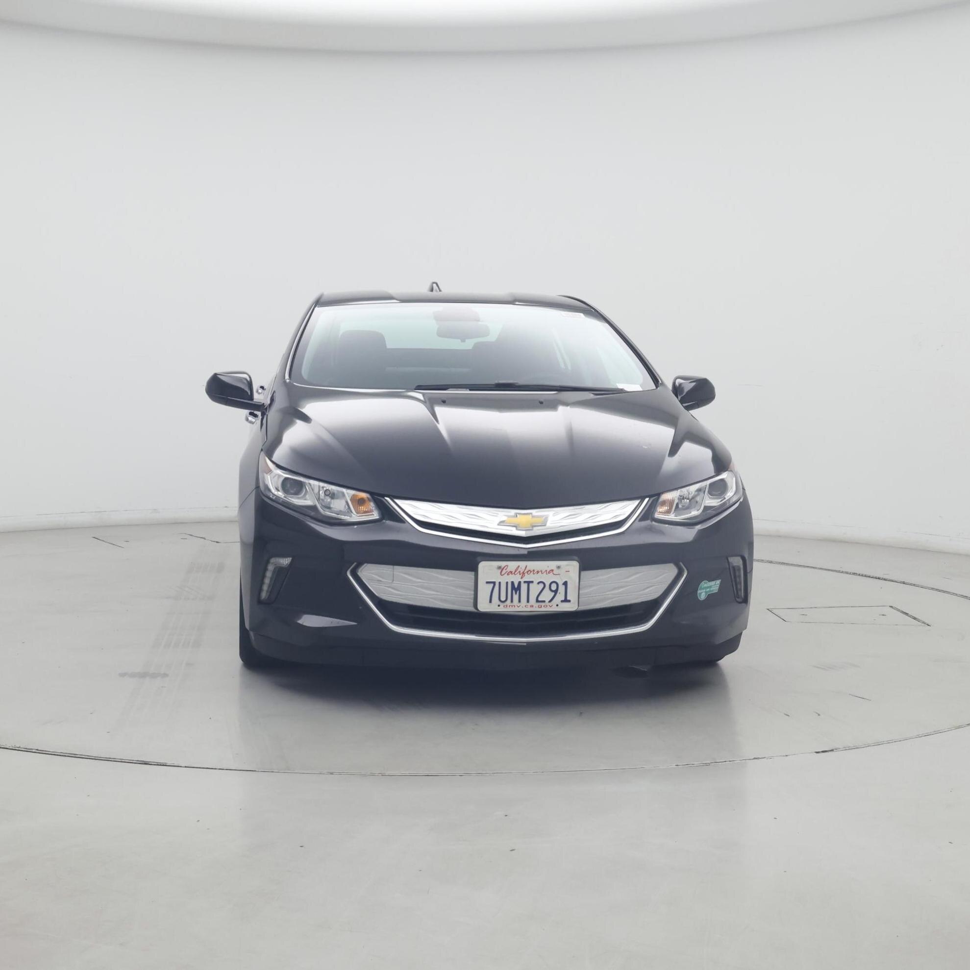 Thumbnail: 2017 Chevrolet Volt - 5