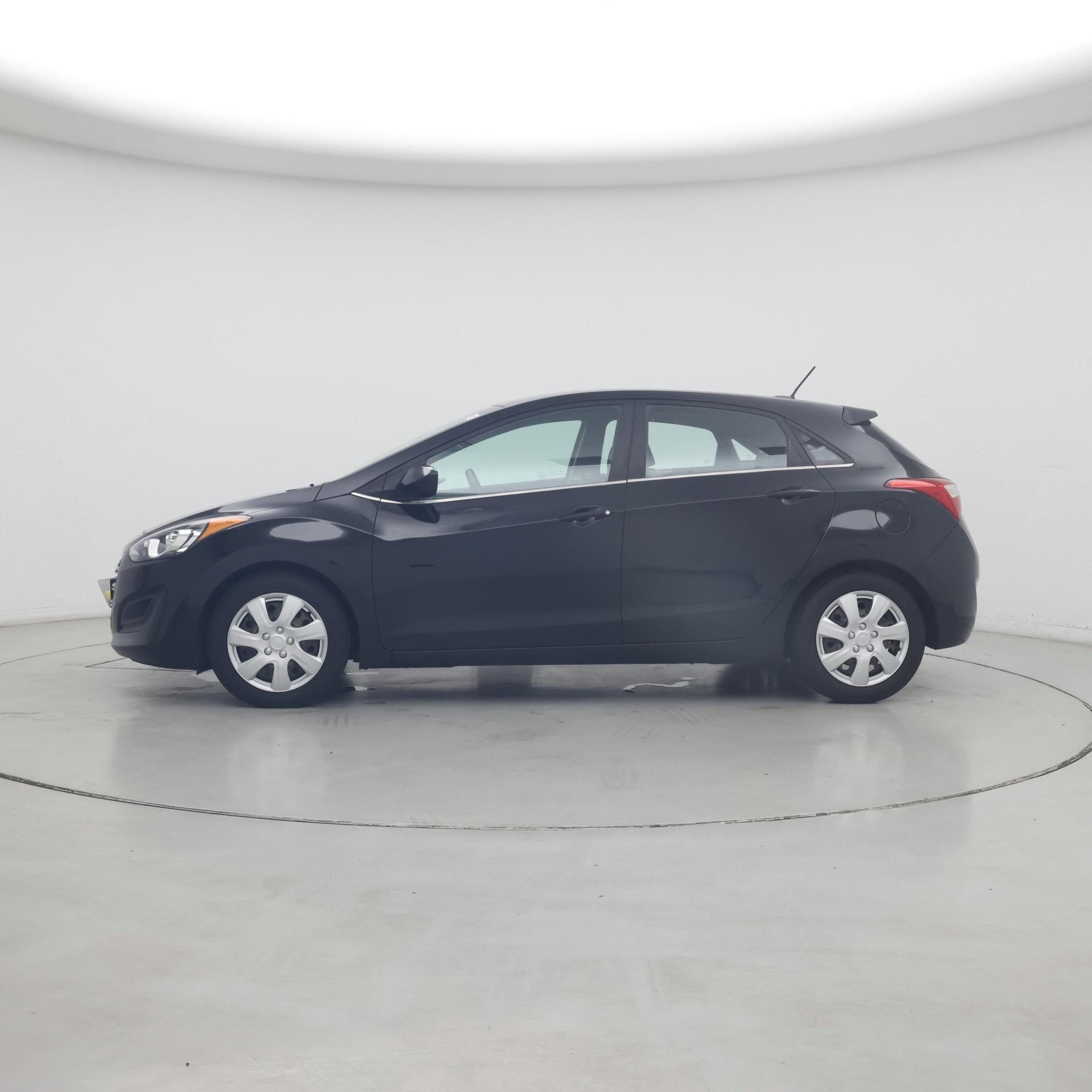 Thumbnail: 2016 Hyundai Elantra - 3