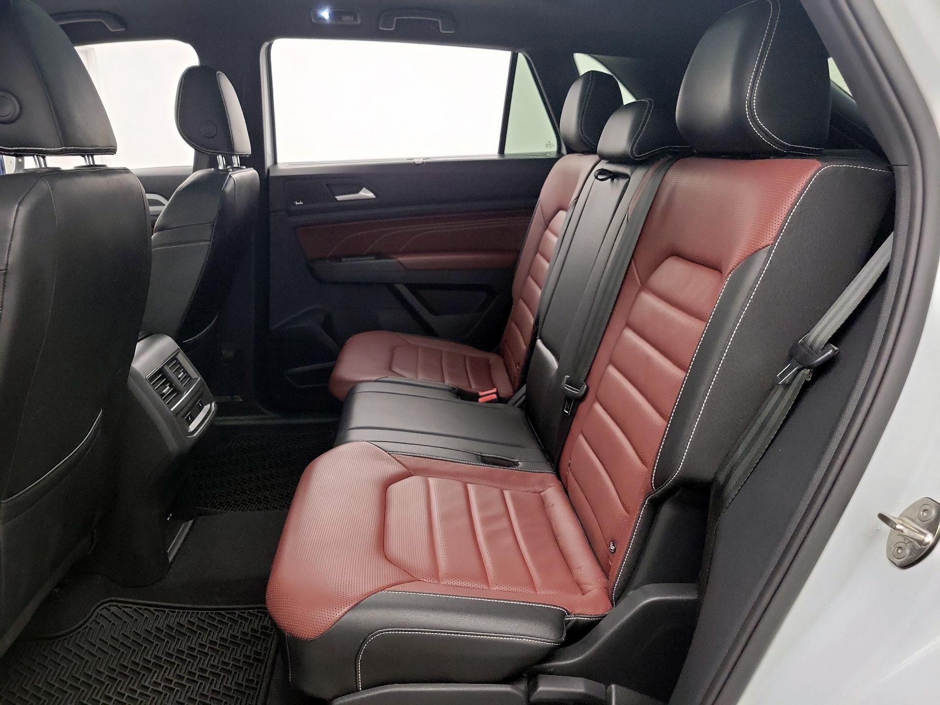 Thumbnail: 2021 Volkswagen Atlas - 20
