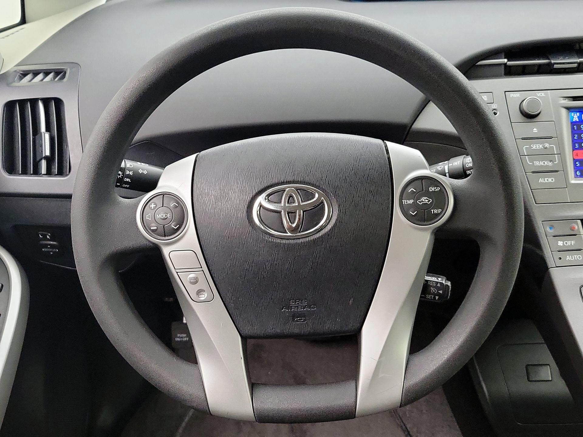 Thumbnail: 2015 Toyota Prius - 10