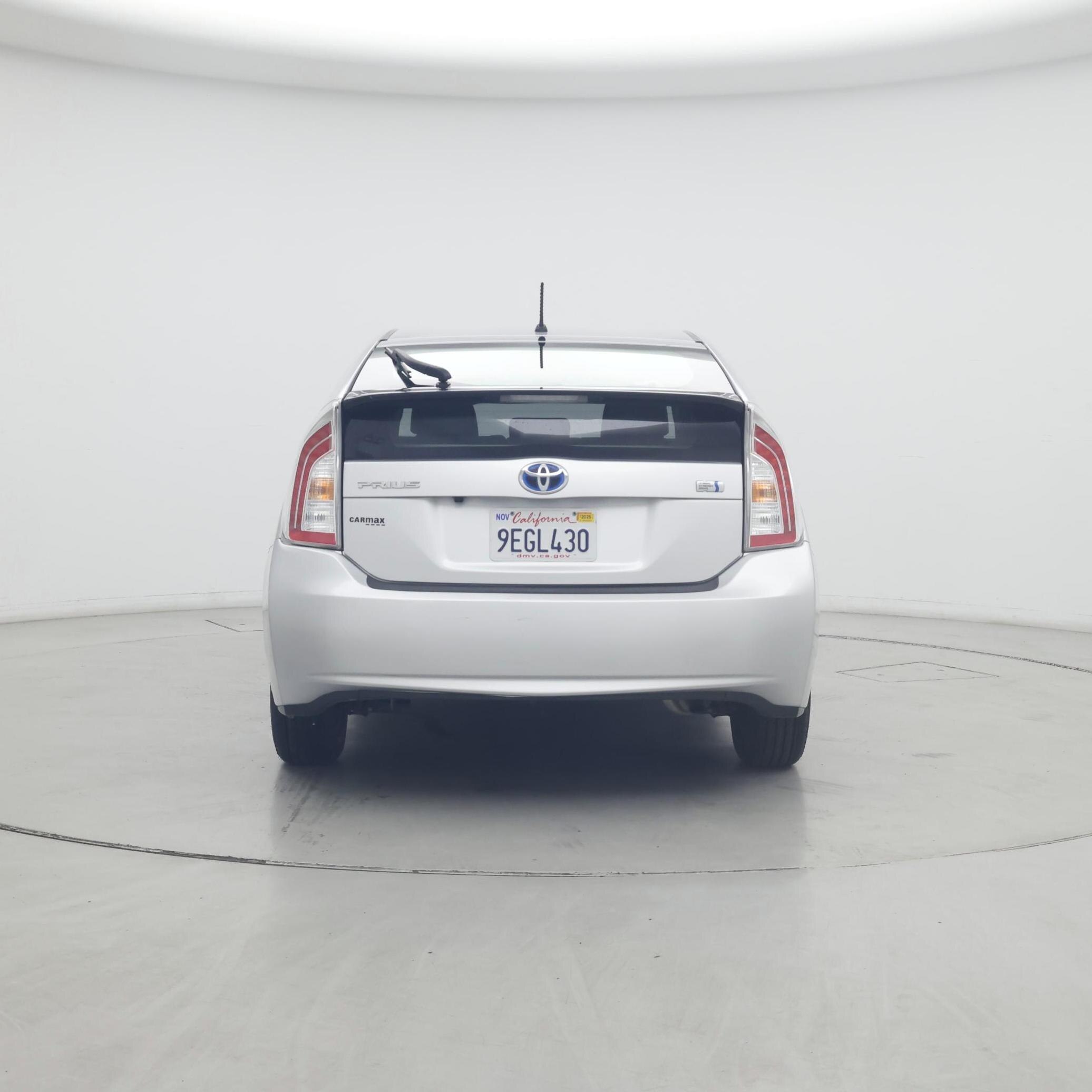 Thumbnail: 2015 Toyota Prius - 6
