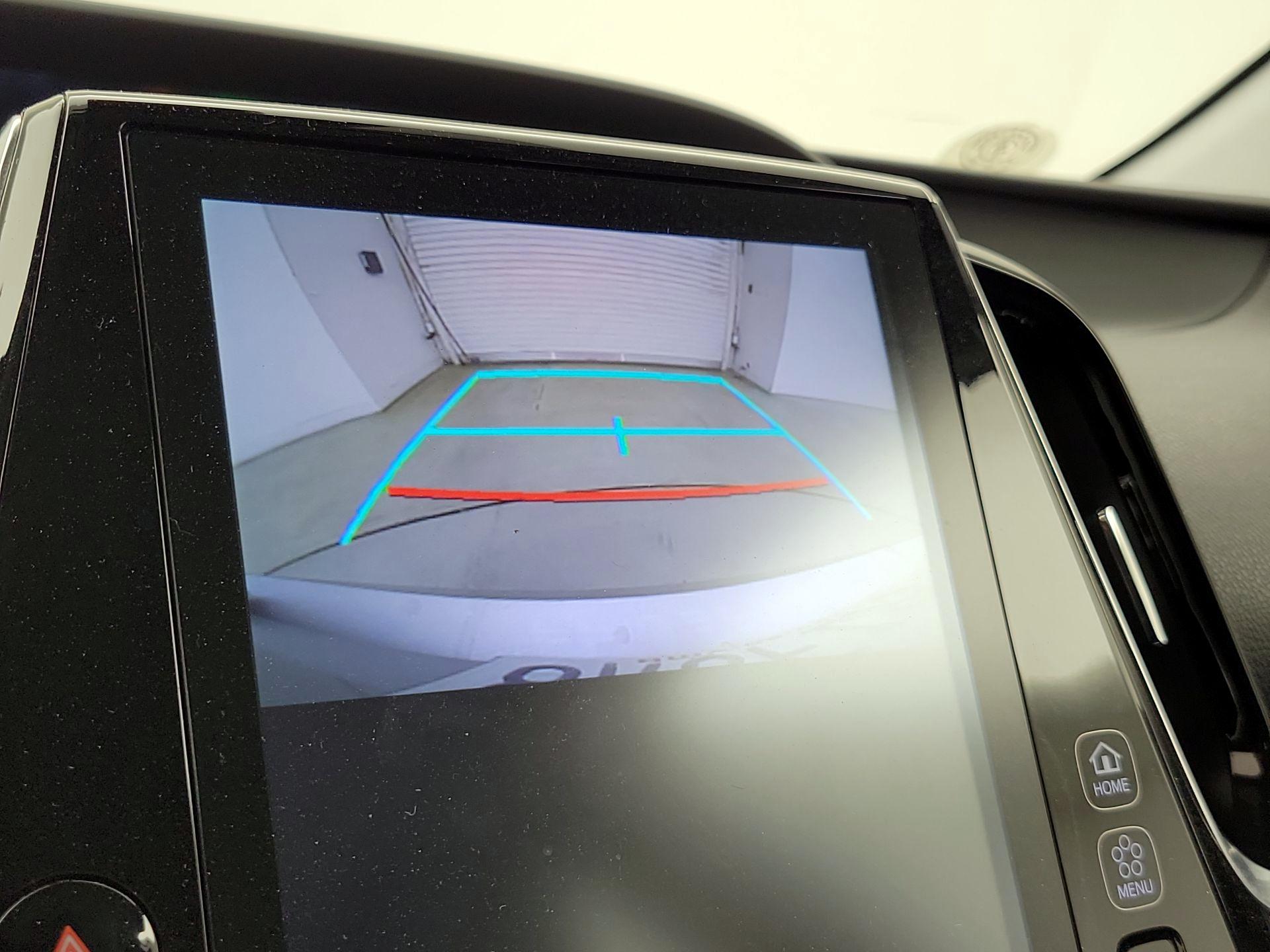 Thumbnail: 2020 Toyota Prius Prime - 15