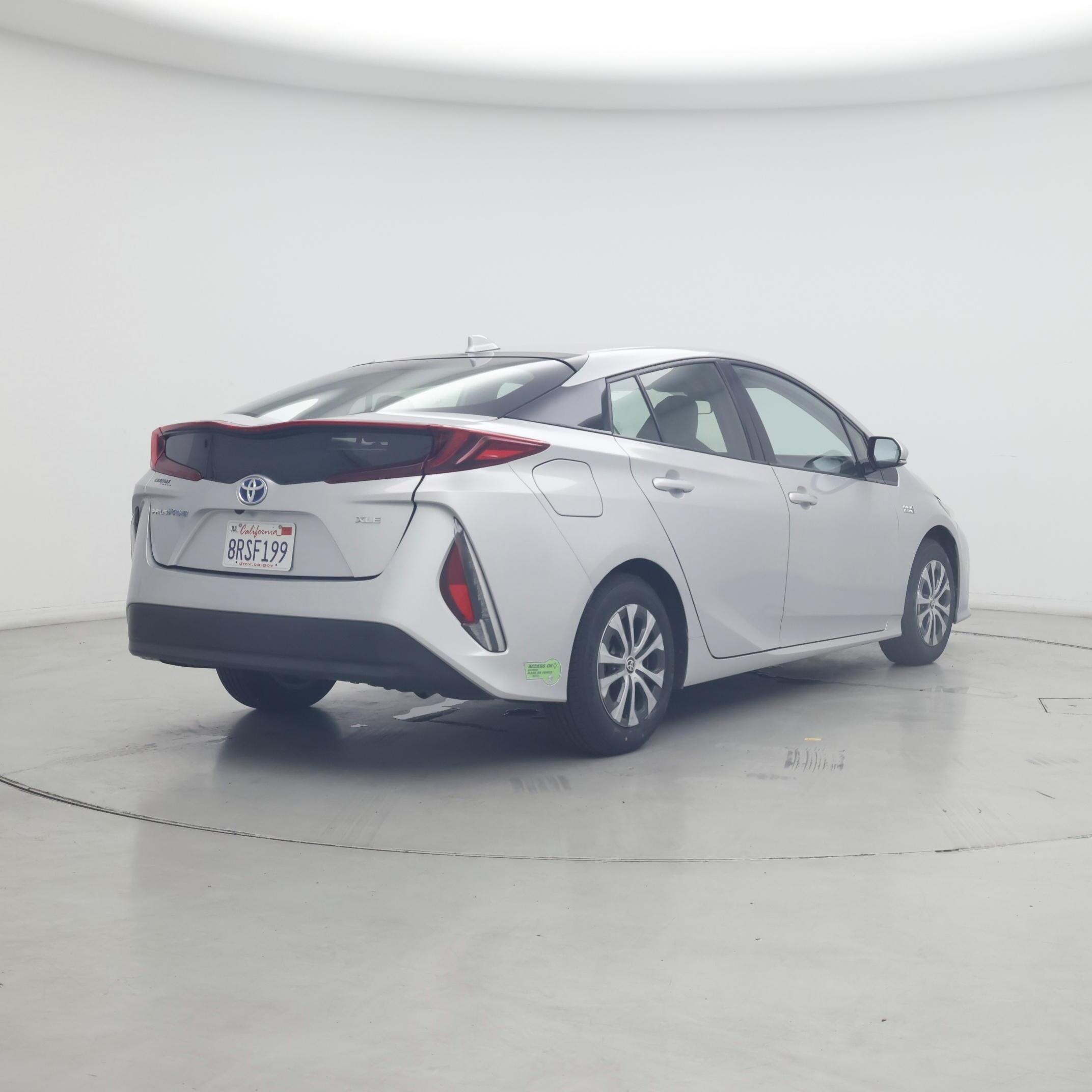 Thumbnail: 2020 Toyota Prius Prime - 8