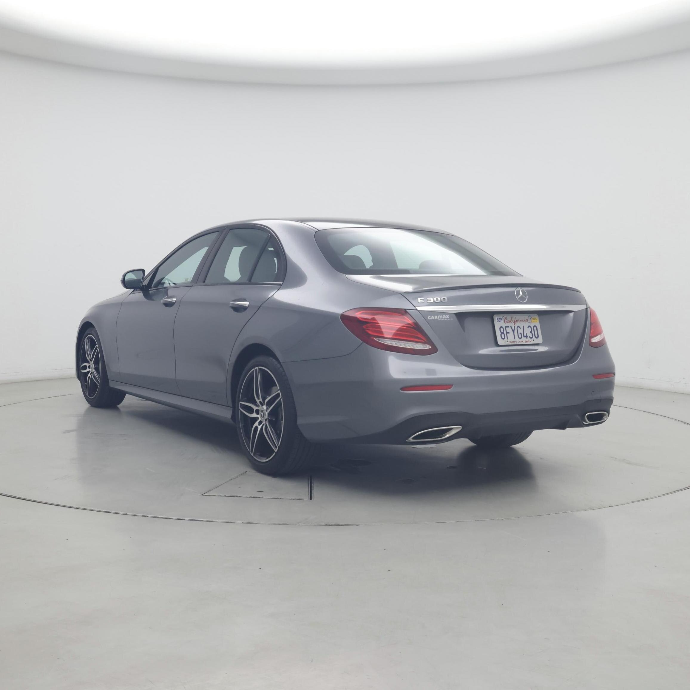 Thumbnail: 2019 Mercedes-Benz E-Class - 2