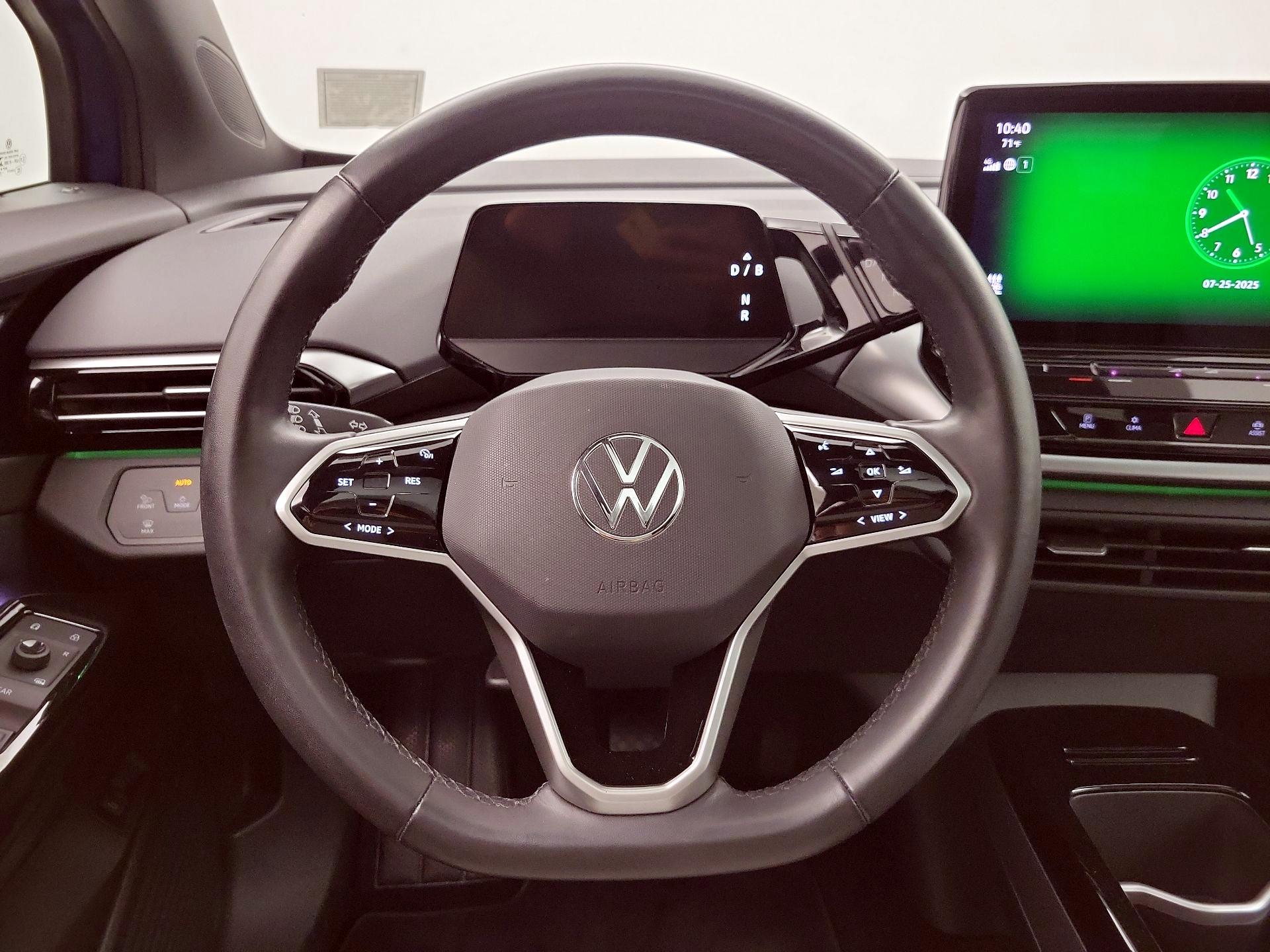 Thumbnail: 2022 Volkswagen ID.4 - 10