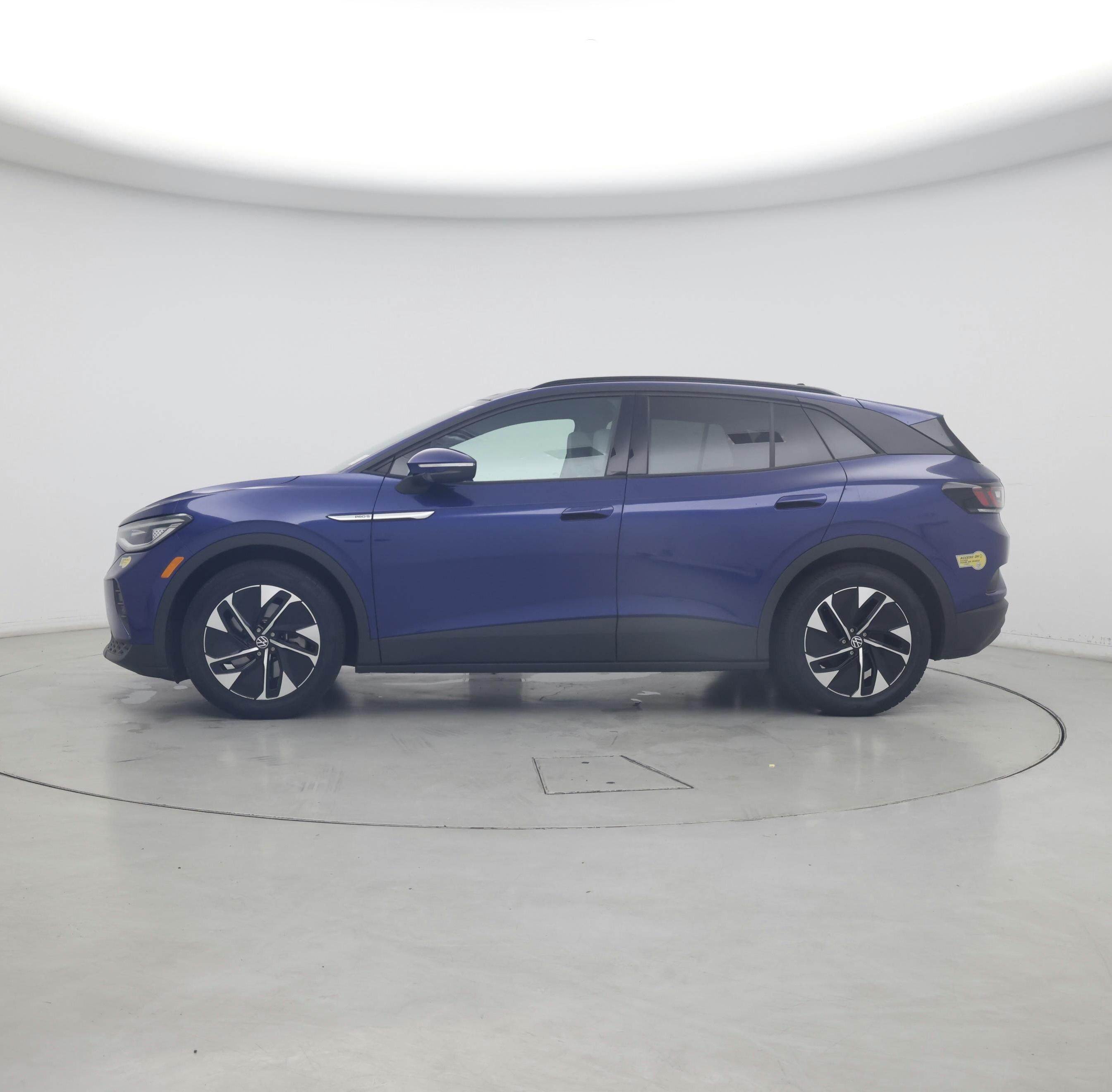 Thumbnail: 2022 Volkswagen ID.4 - 3