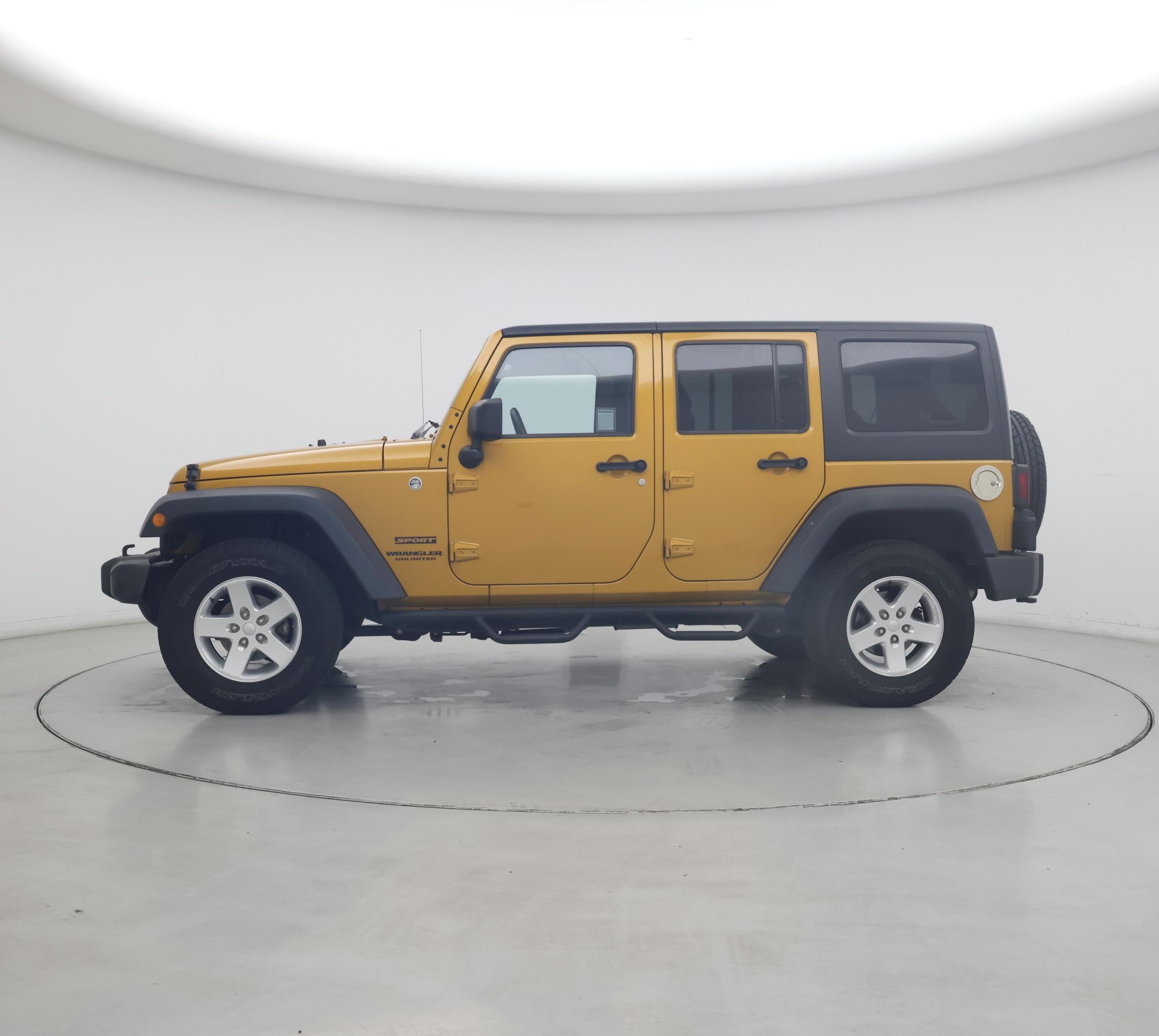 Thumbnail: 2014 Jeep Wrangler - 3