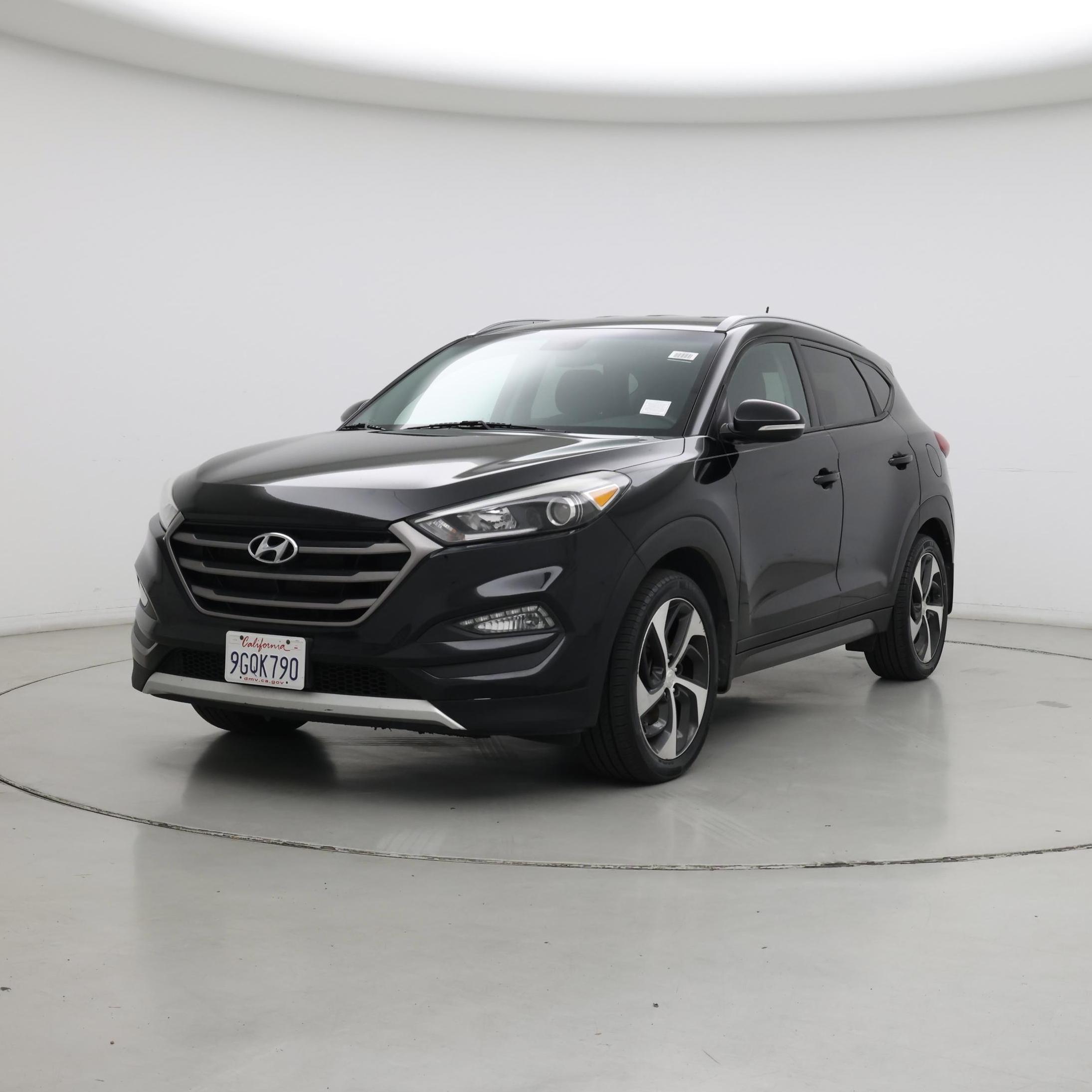 Thumbnail: 2016 Hyundai Tucson - 4