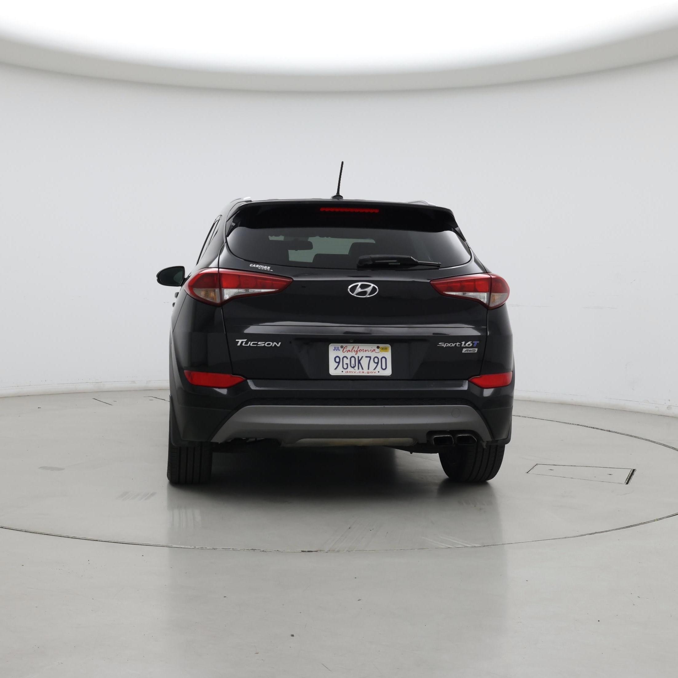 Thumbnail: 2016 Hyundai Tucson - 6