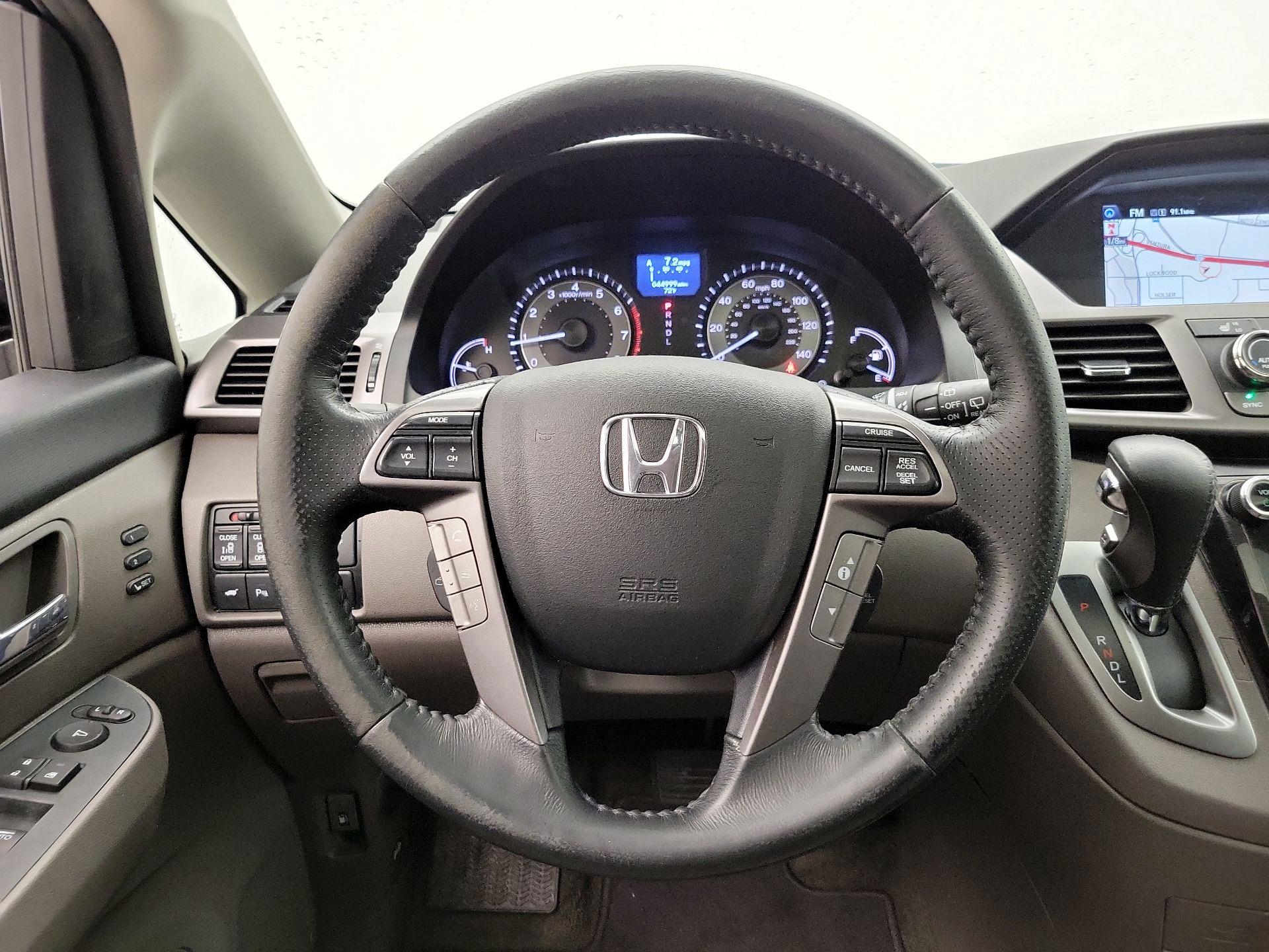 Thumbnail: 2015 Honda Odyssey - 10