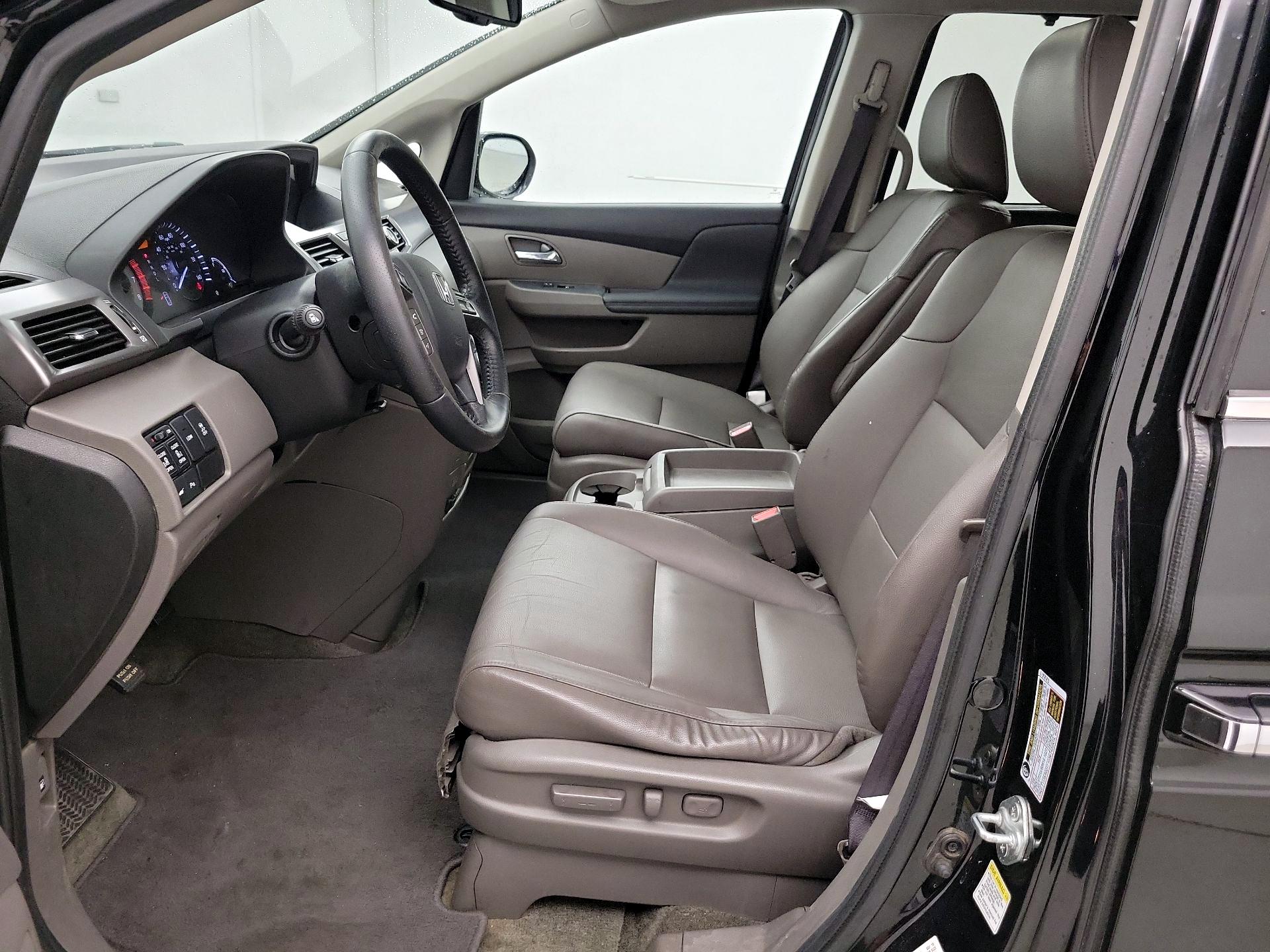 Thumbnail: 2015 Honda Odyssey - 11