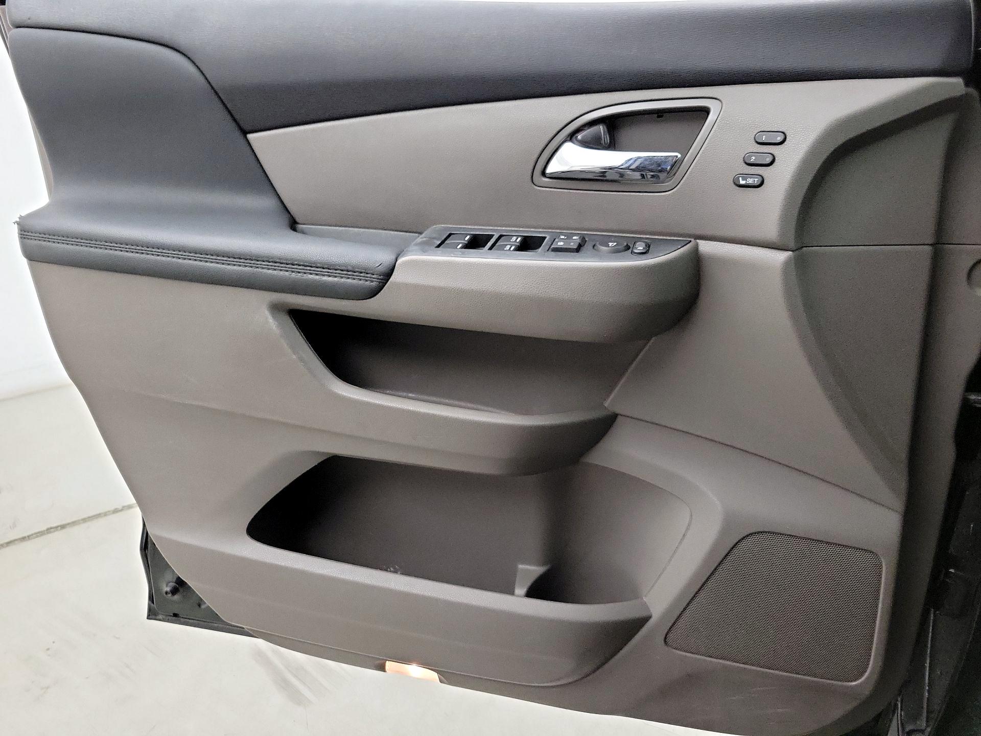 Thumbnail: 2015 Honda Odyssey - 12