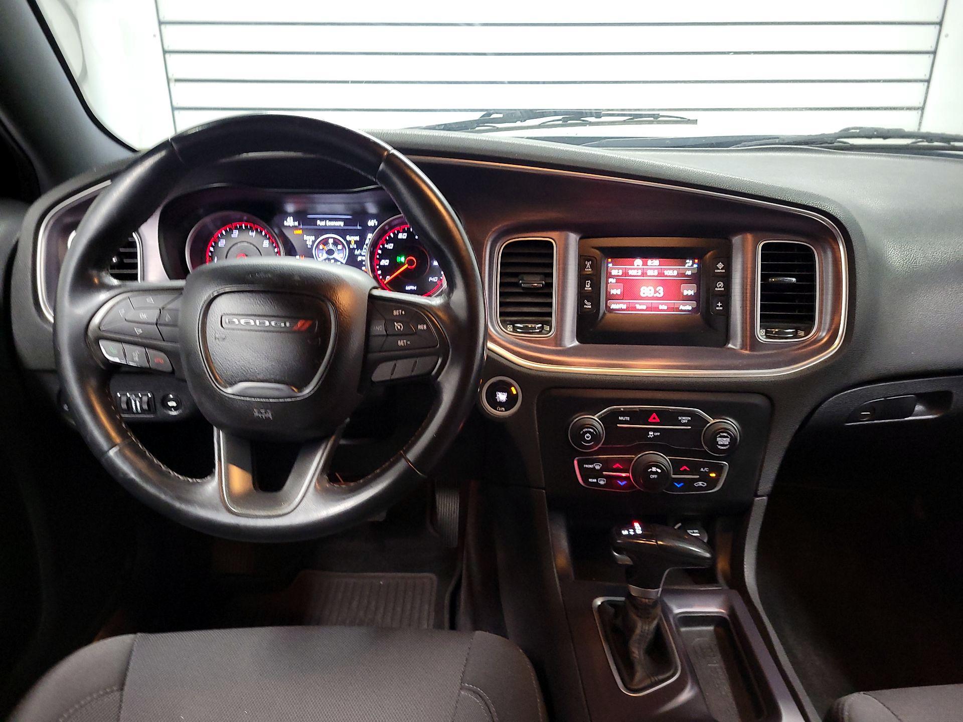 Thumbnail: 2017 Dodge Charger - 9