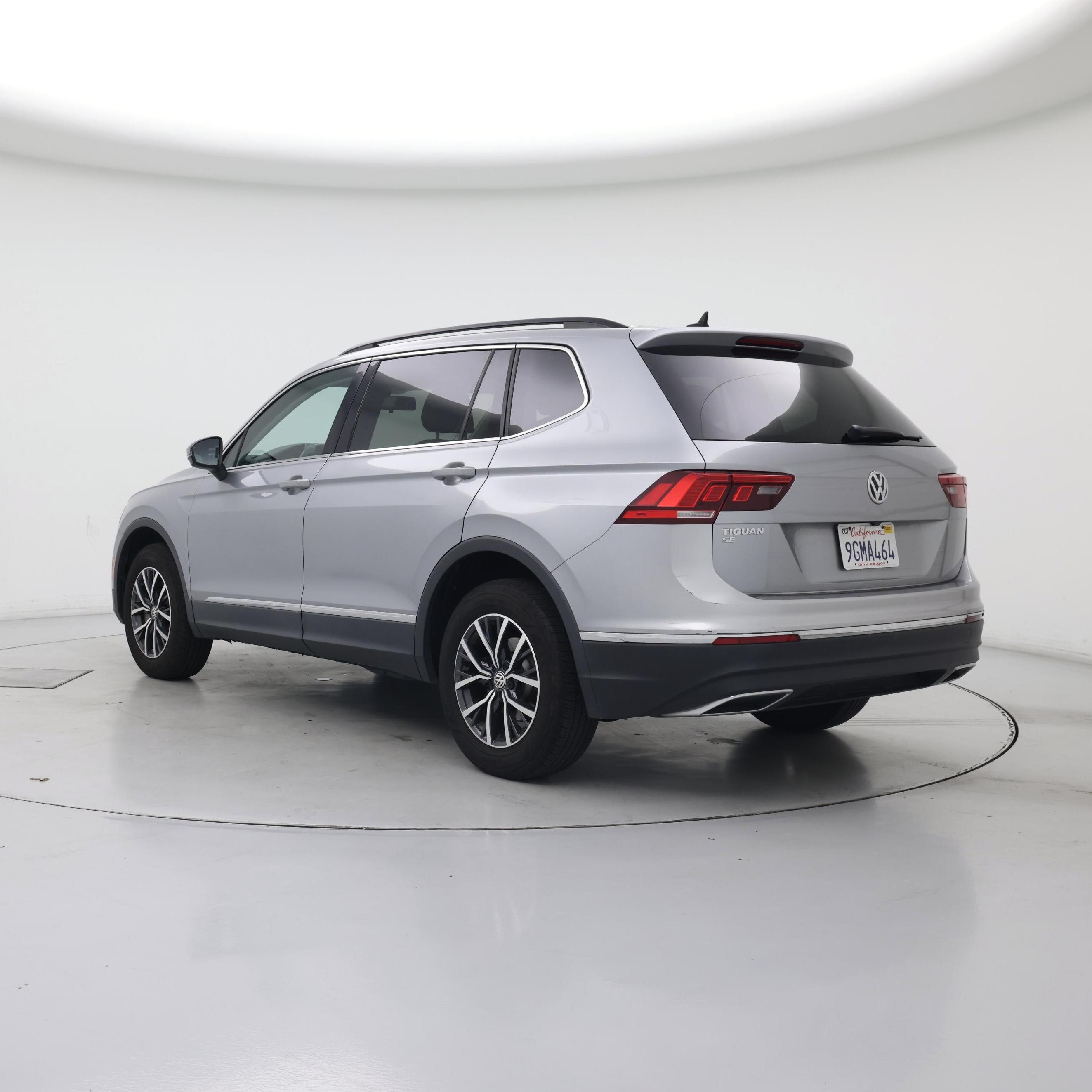 Thumbnail: 2020 Volkswagen Tiguan - 2