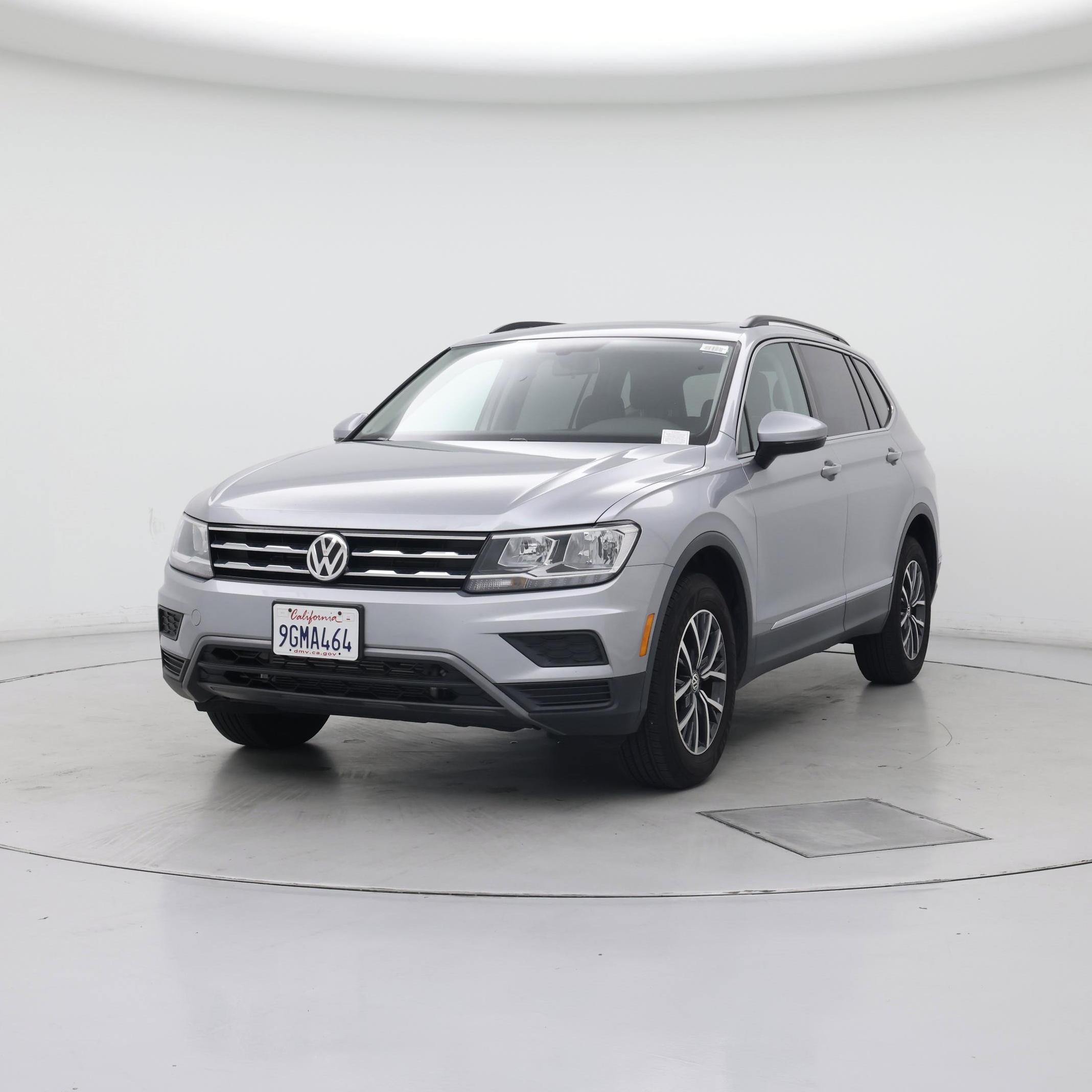 Thumbnail: 2020 Volkswagen Tiguan - 4