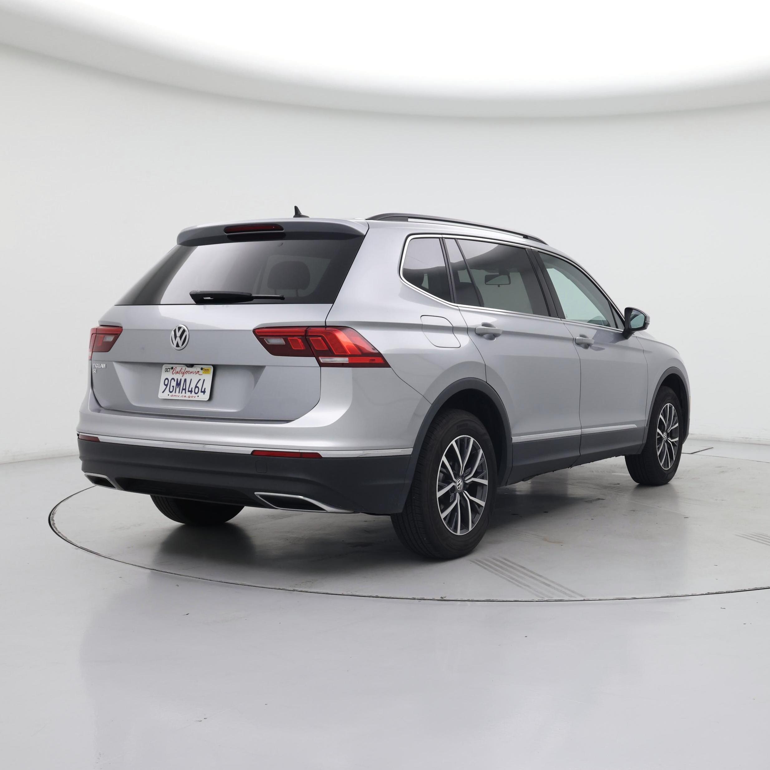 Thumbnail: 2020 Volkswagen Tiguan - 8