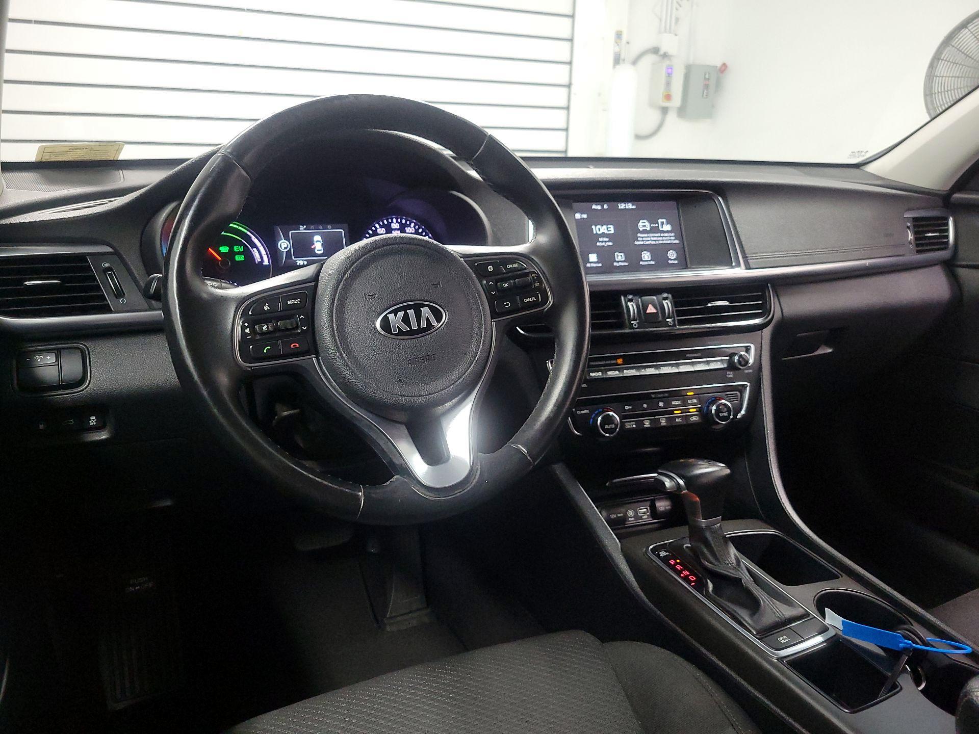 Thumbnail: 2017 Kia Optima - 9
