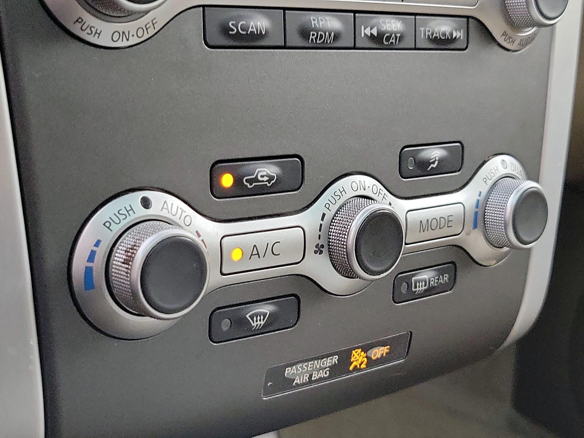 Thumbnail: 2013 Nissan Murano - 16