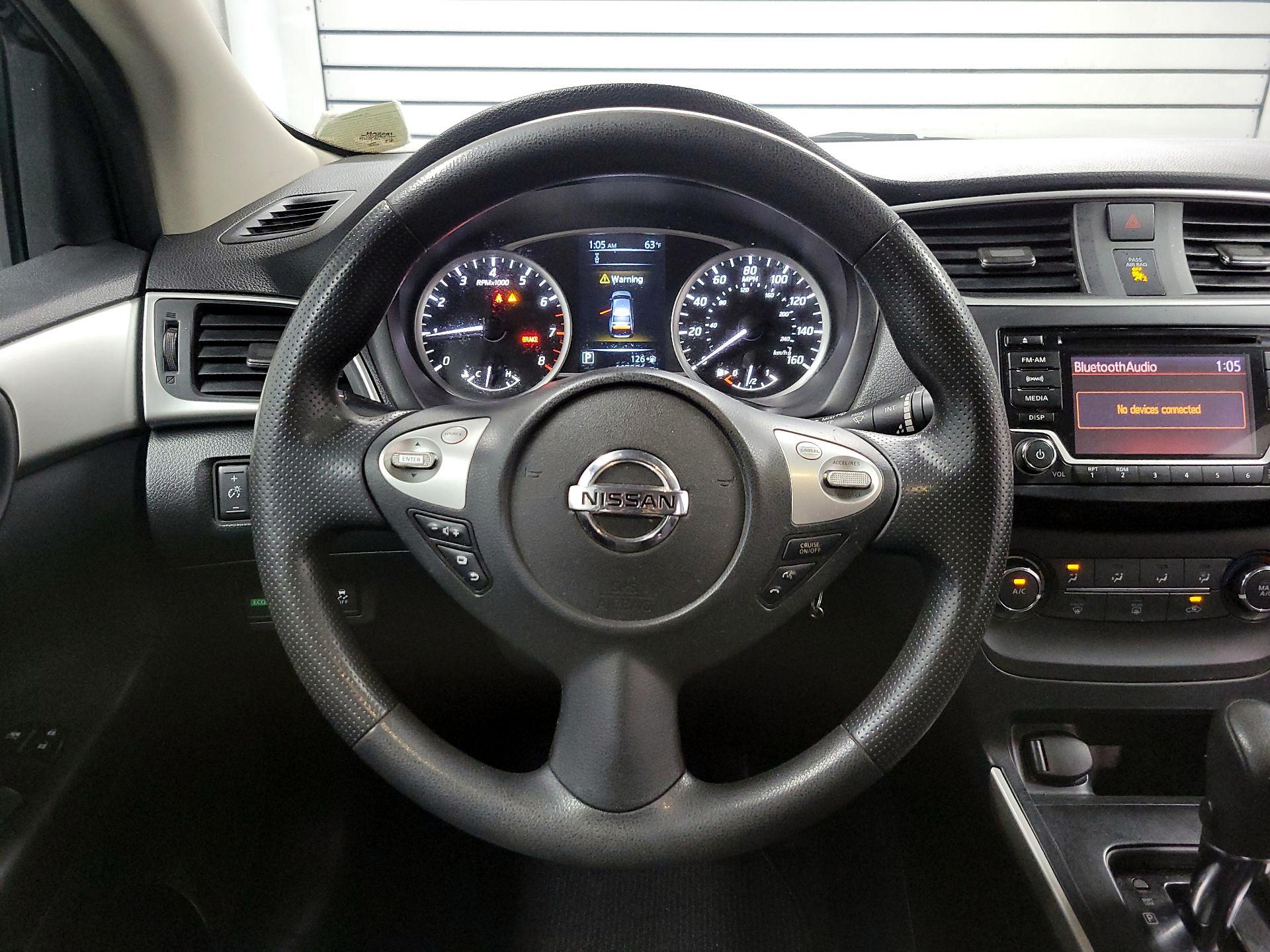 Thumbnail: 2018 Nissan Sentra - 10