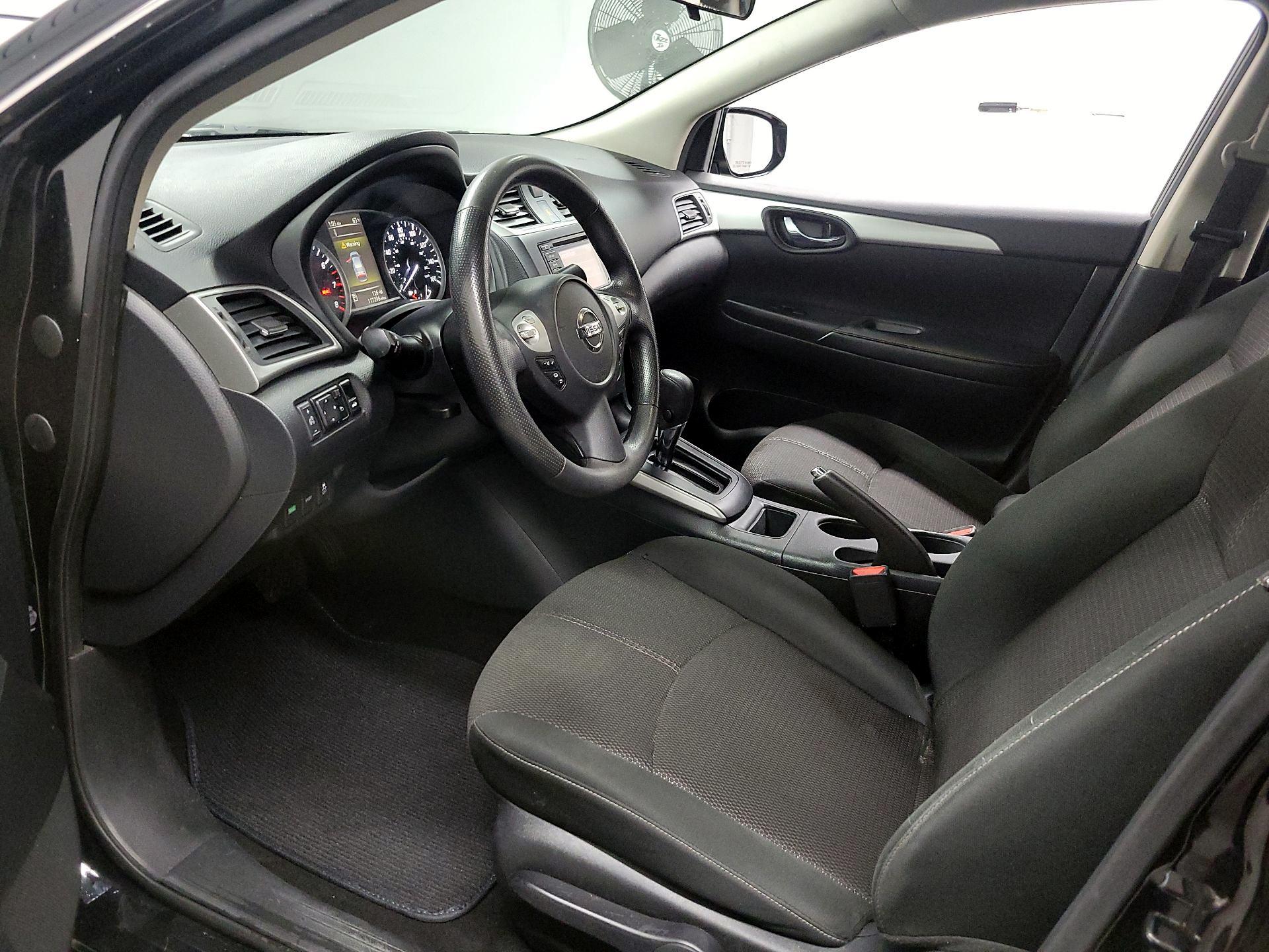 Thumbnail: 2018 Nissan Sentra - 11